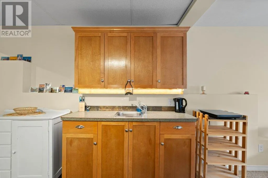 881 16 Street NE Unit# 7