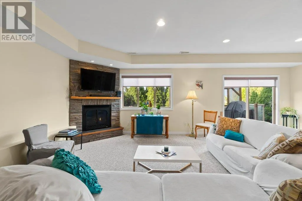 881 16 Street NE Unit# 7