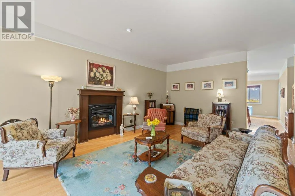 881 16 Street NE Unit# 7