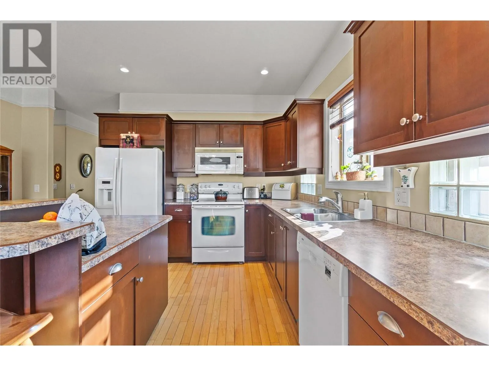 881 16 Street NE Unit# 7
