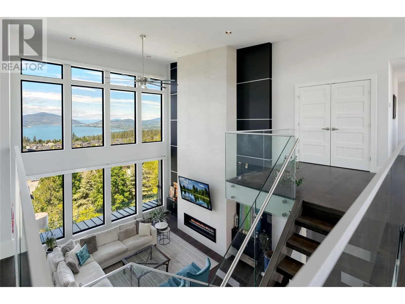 447 Swan Drive