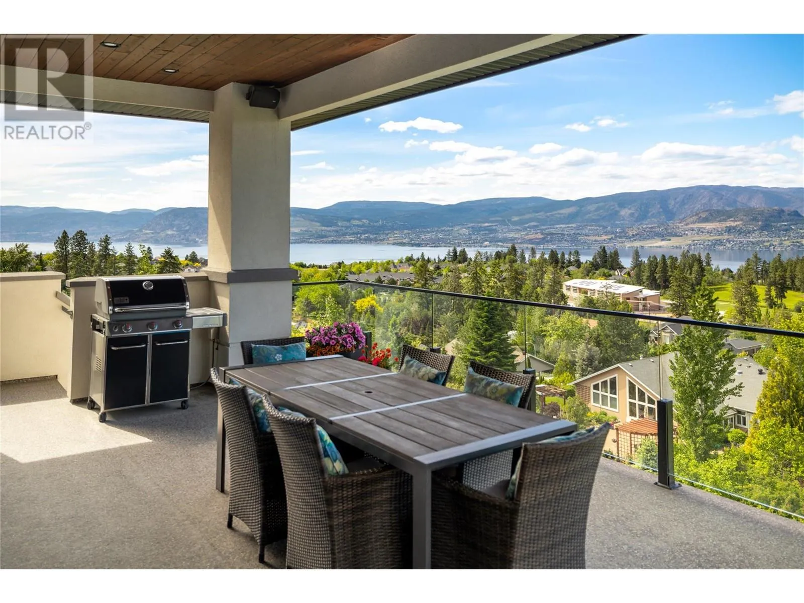 447 Swan Drive