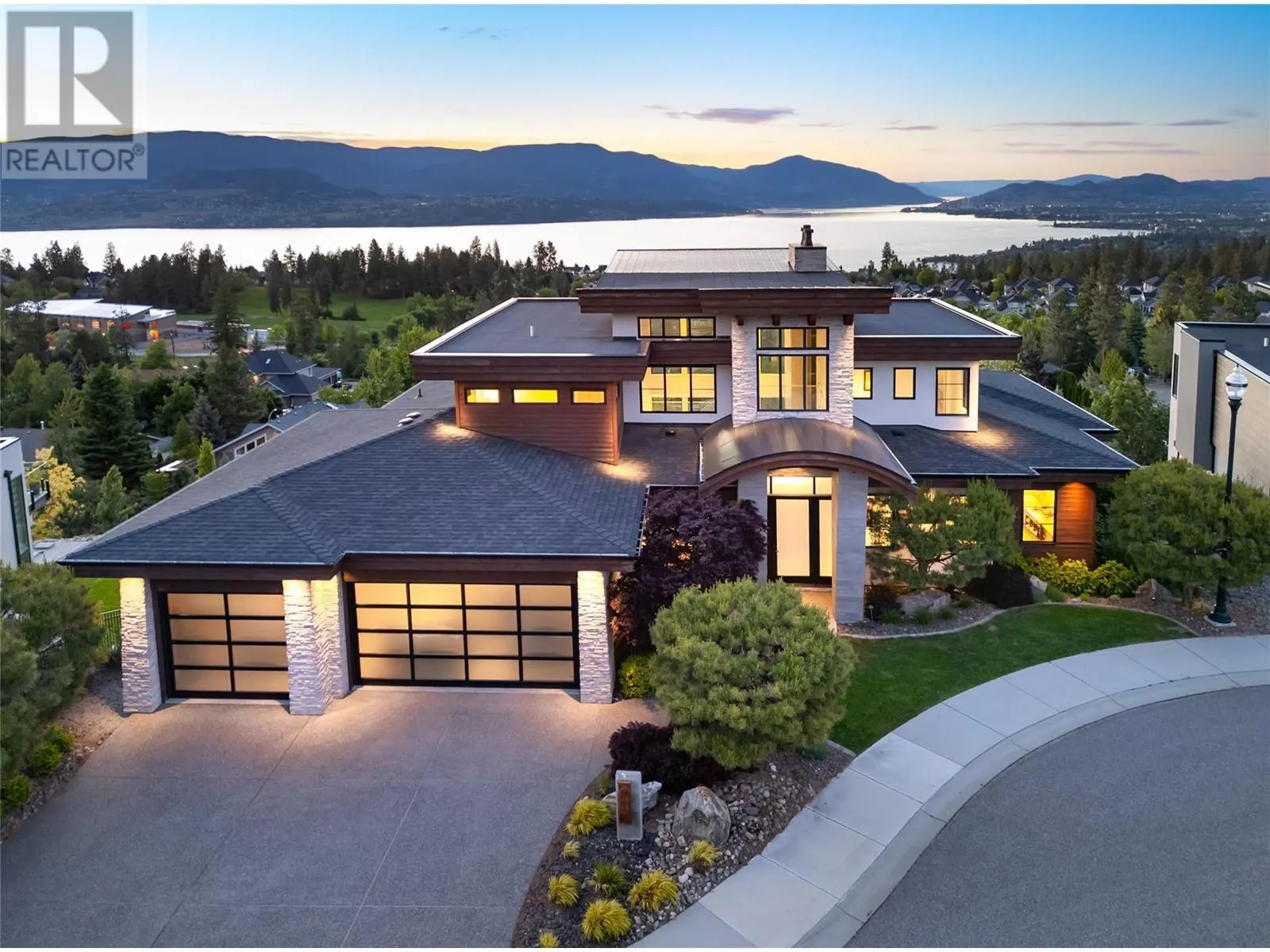 447 Swan Drive