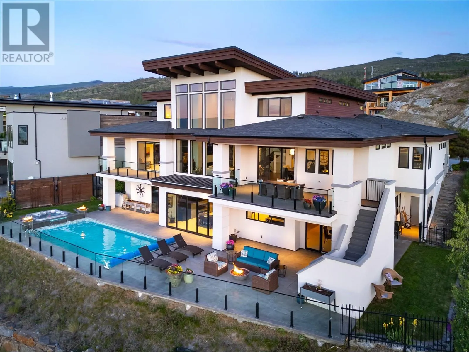 447 Swan Drive