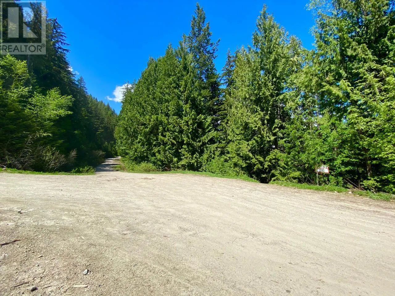 DL 1752 GIVEOUT CREEK FOREST SERVICE Road