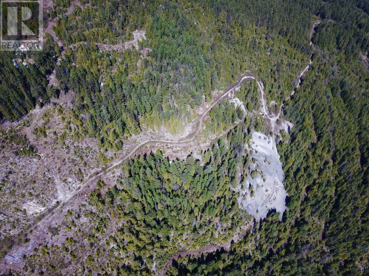 DL 1752 GIVEOUT CREEK FOREST SERVICE Road