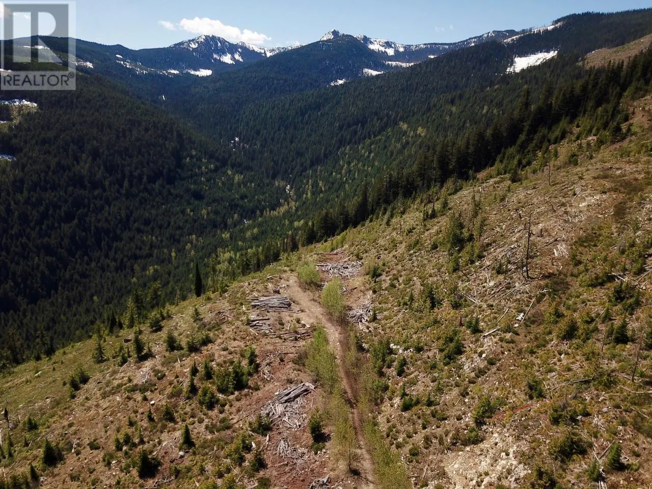 DL 1752 GIVEOUT CREEK FOREST SERVICE Road