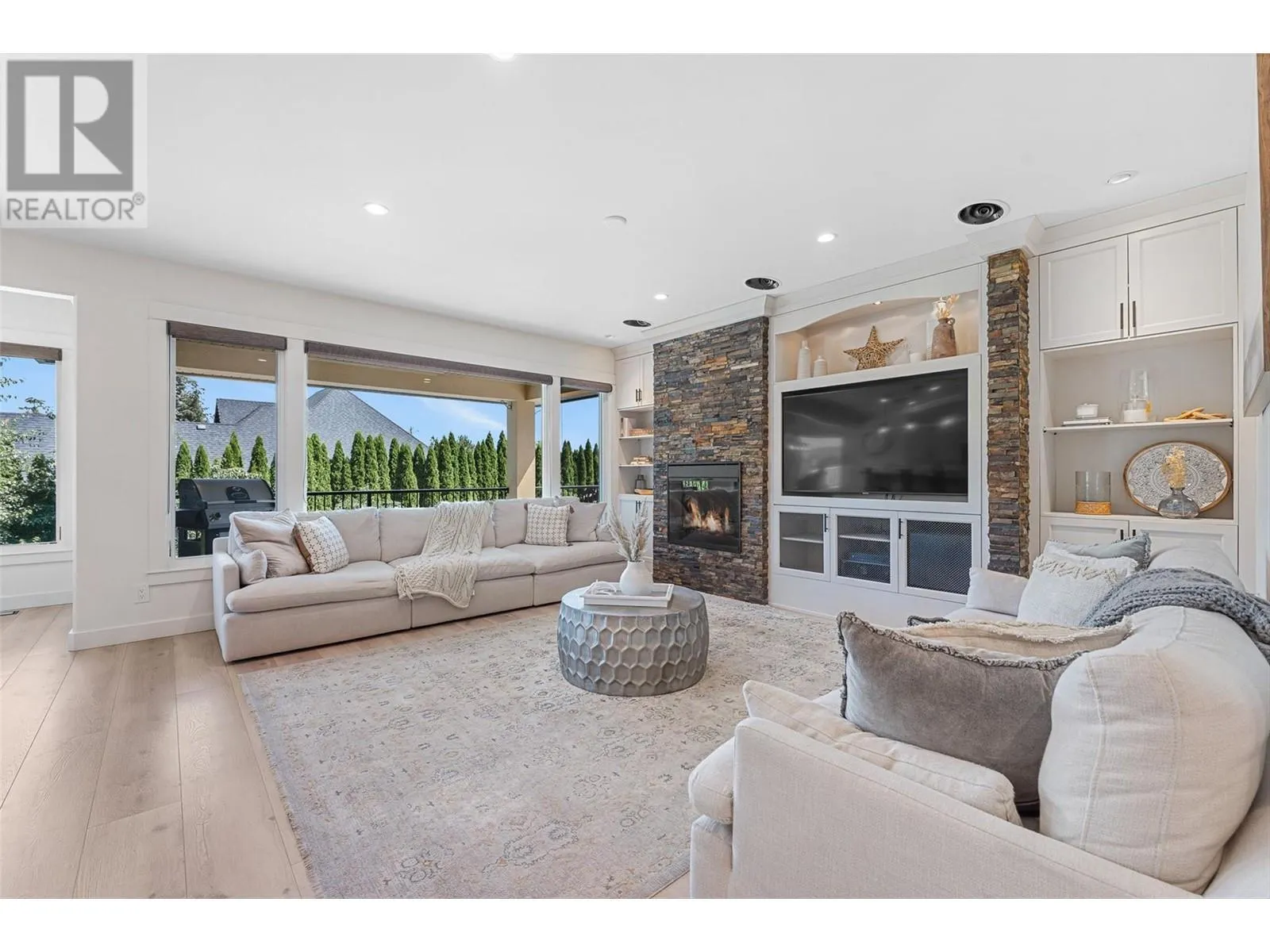 444 Cavell Place