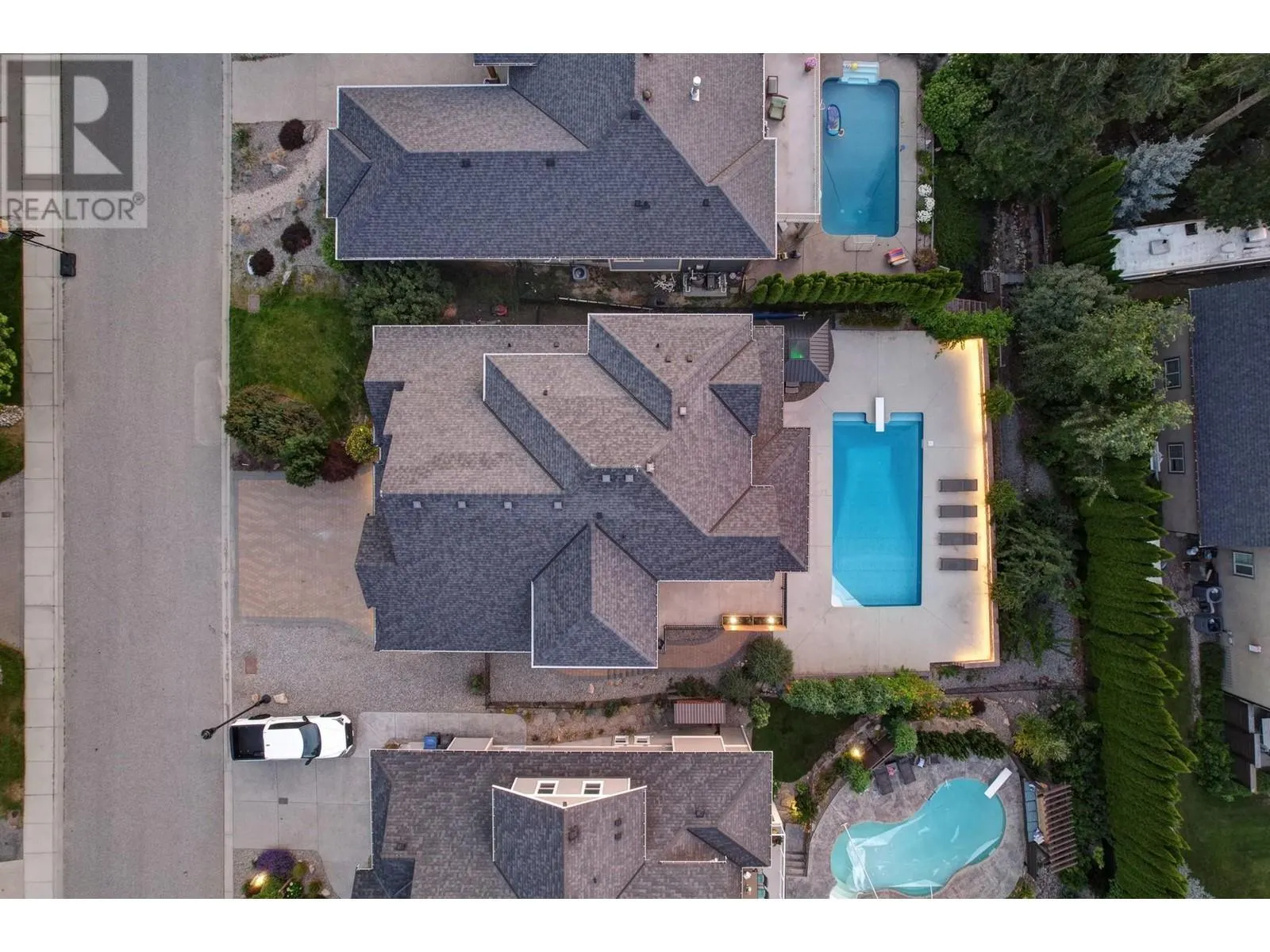 444 Cavell Place