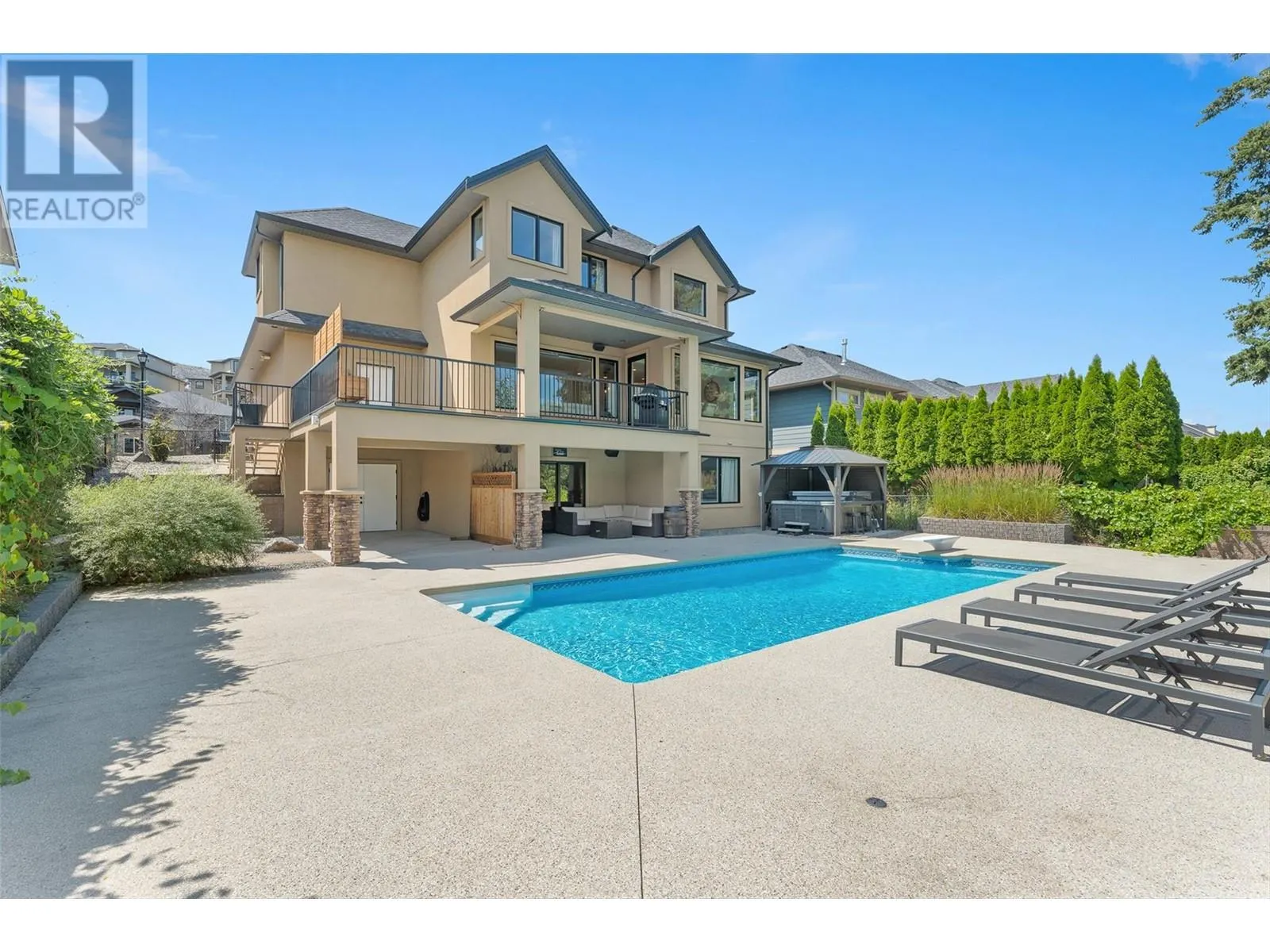 444 Cavell Place