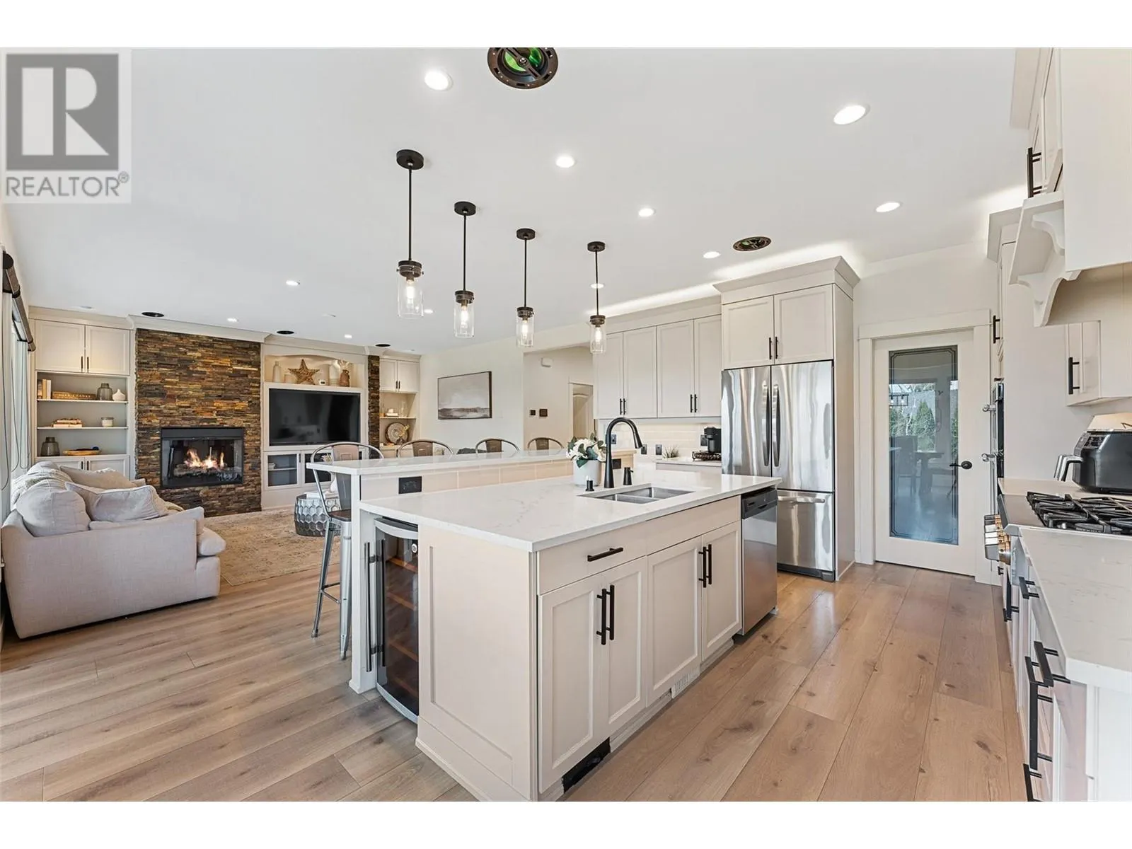 444 Cavell Place