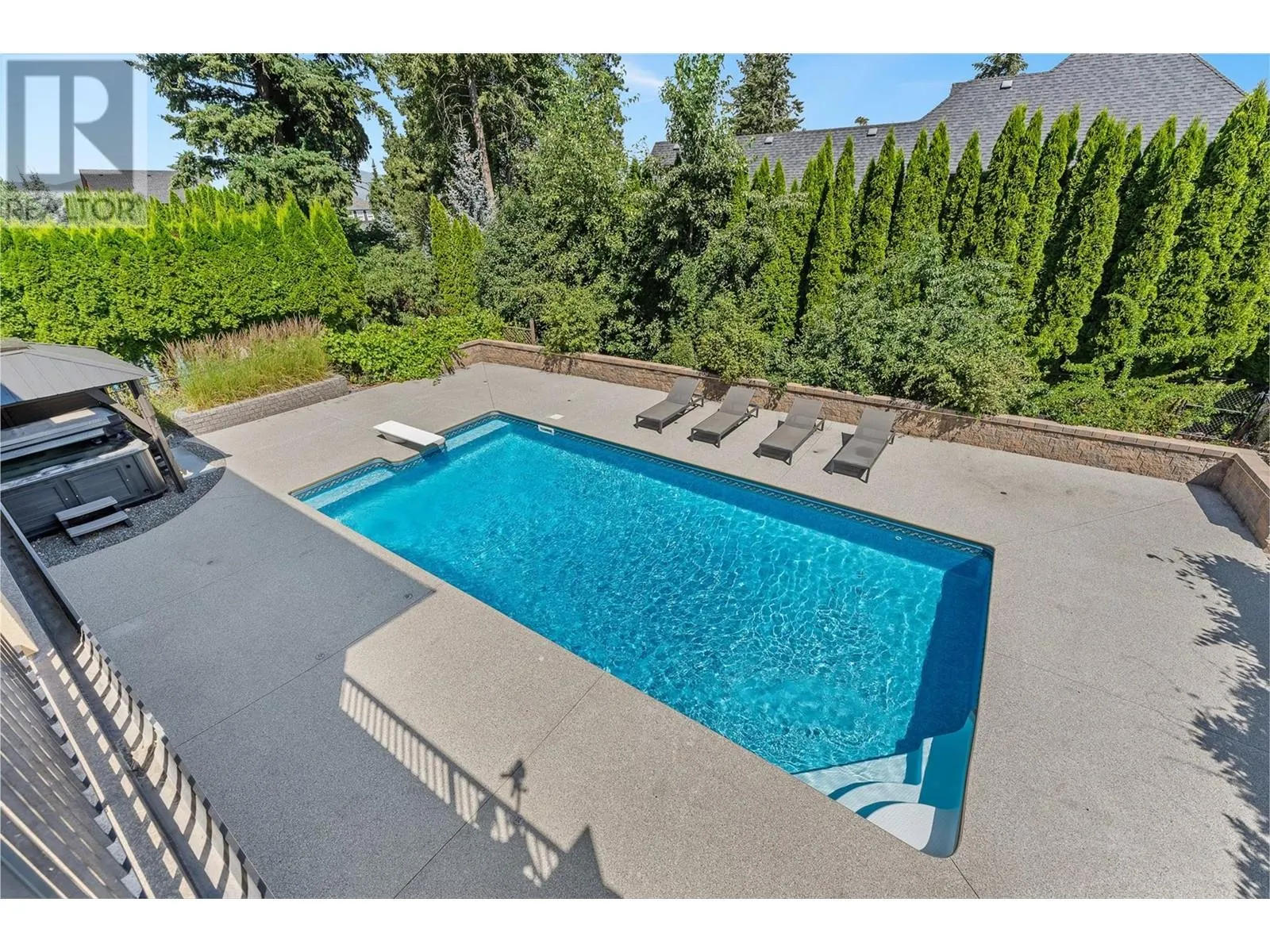 444 Cavell Place