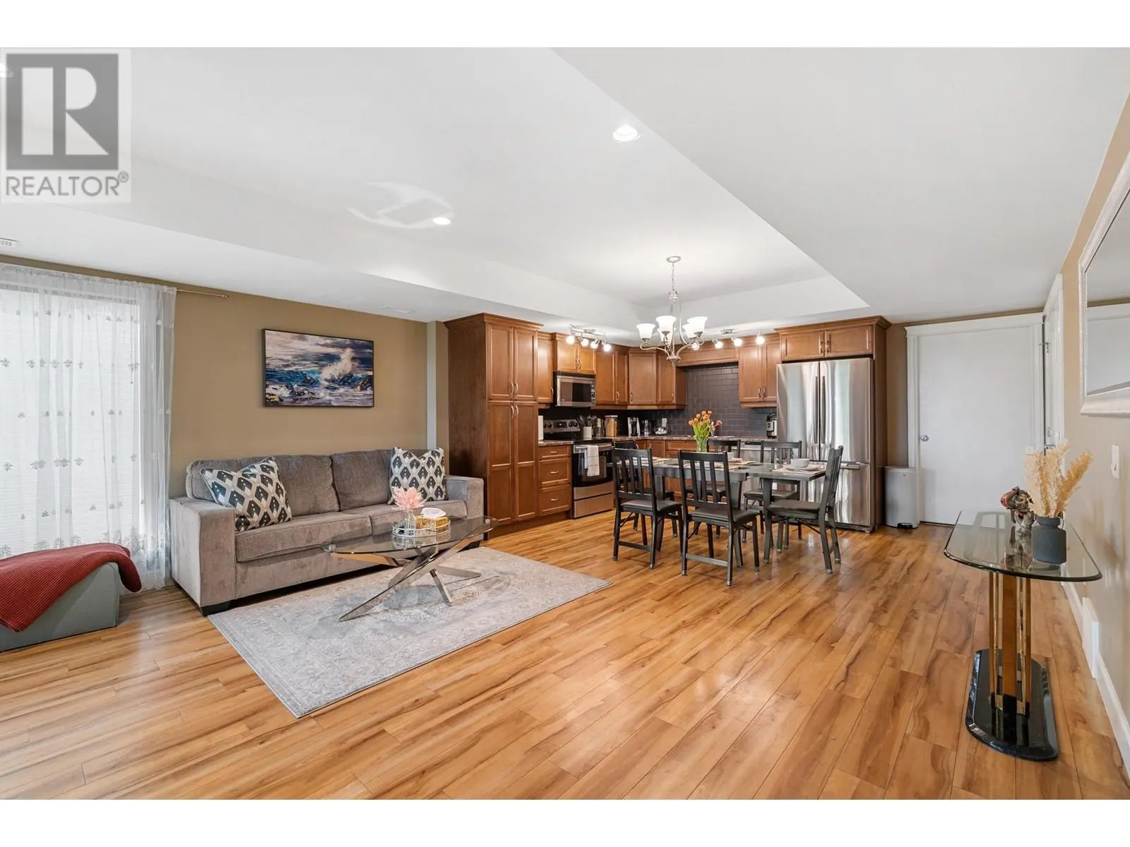 374 Trumpeter Court