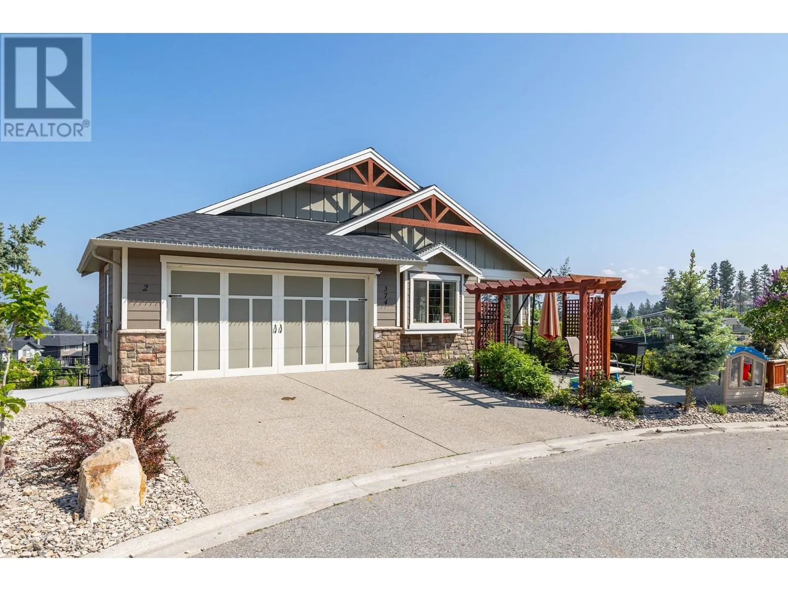 374 Trumpeter Court