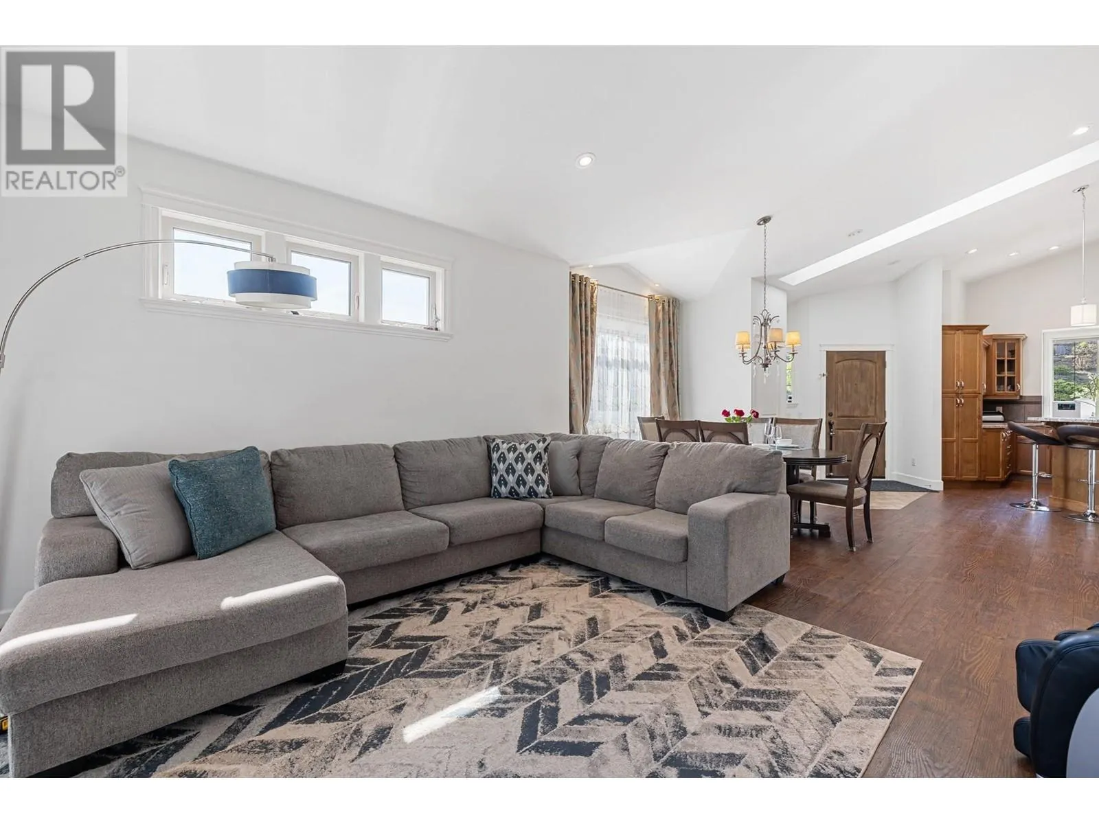 374 Trumpeter Court