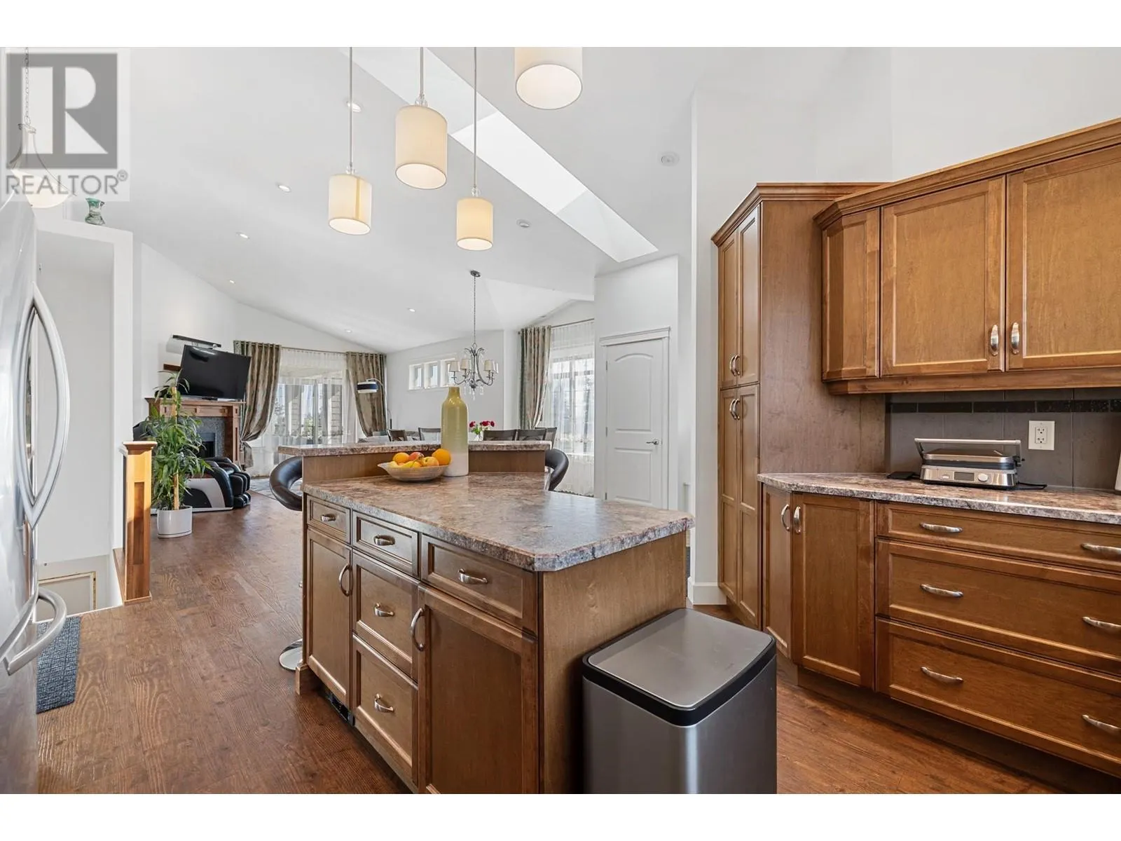 374 Trumpeter Court