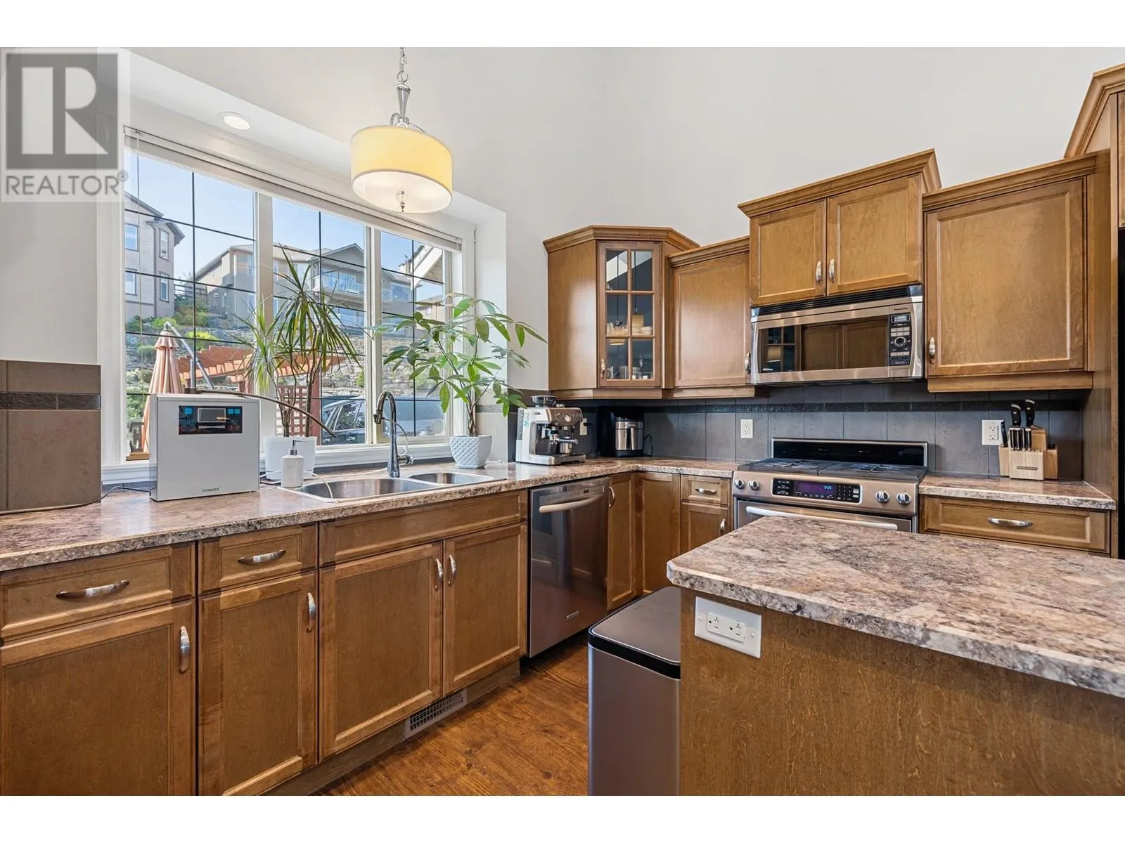 374 Trumpeter Court