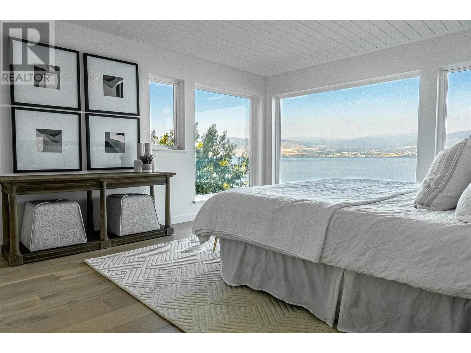 5538 Lakeshore Road