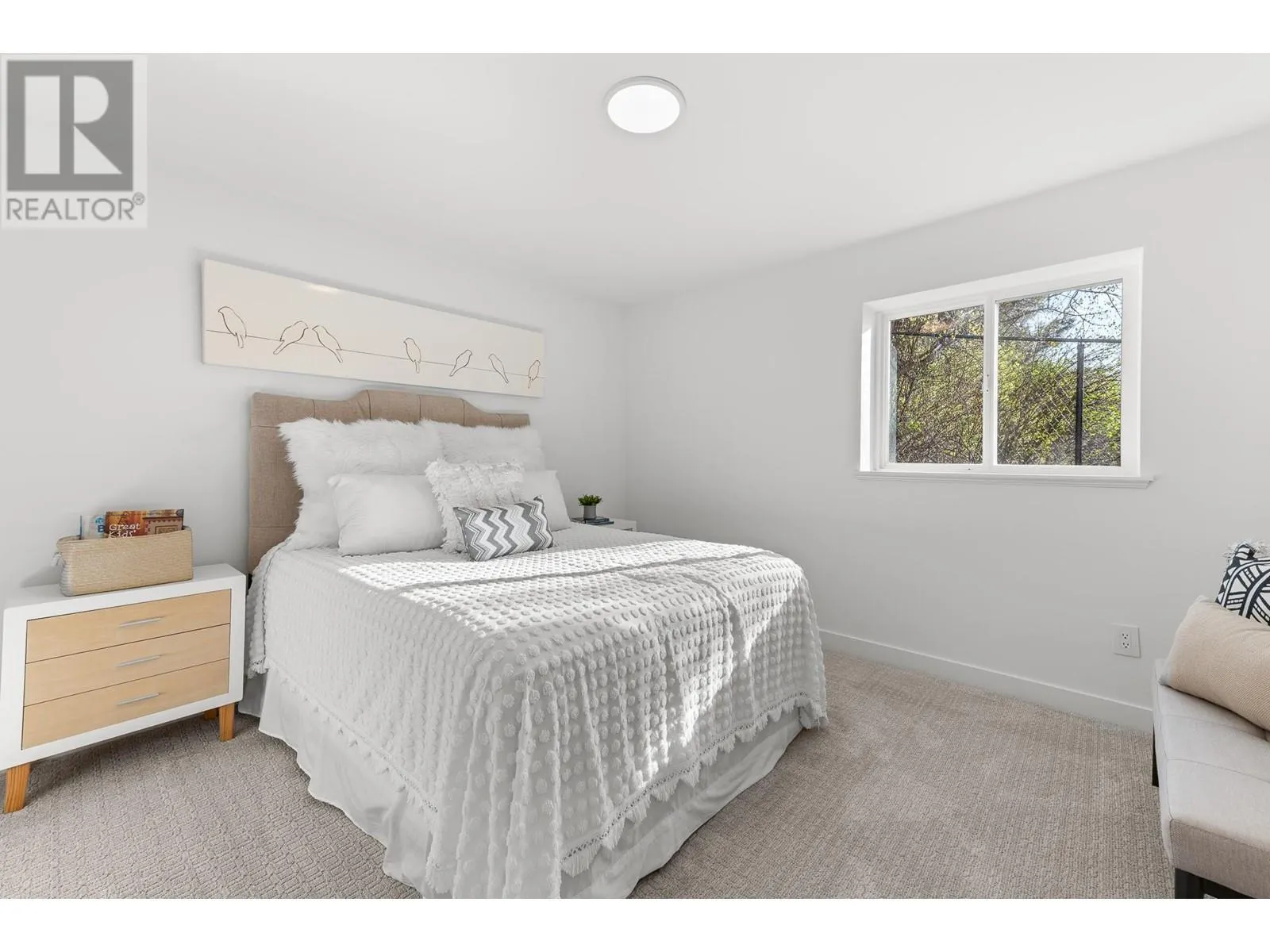 5538 Lakeshore Road