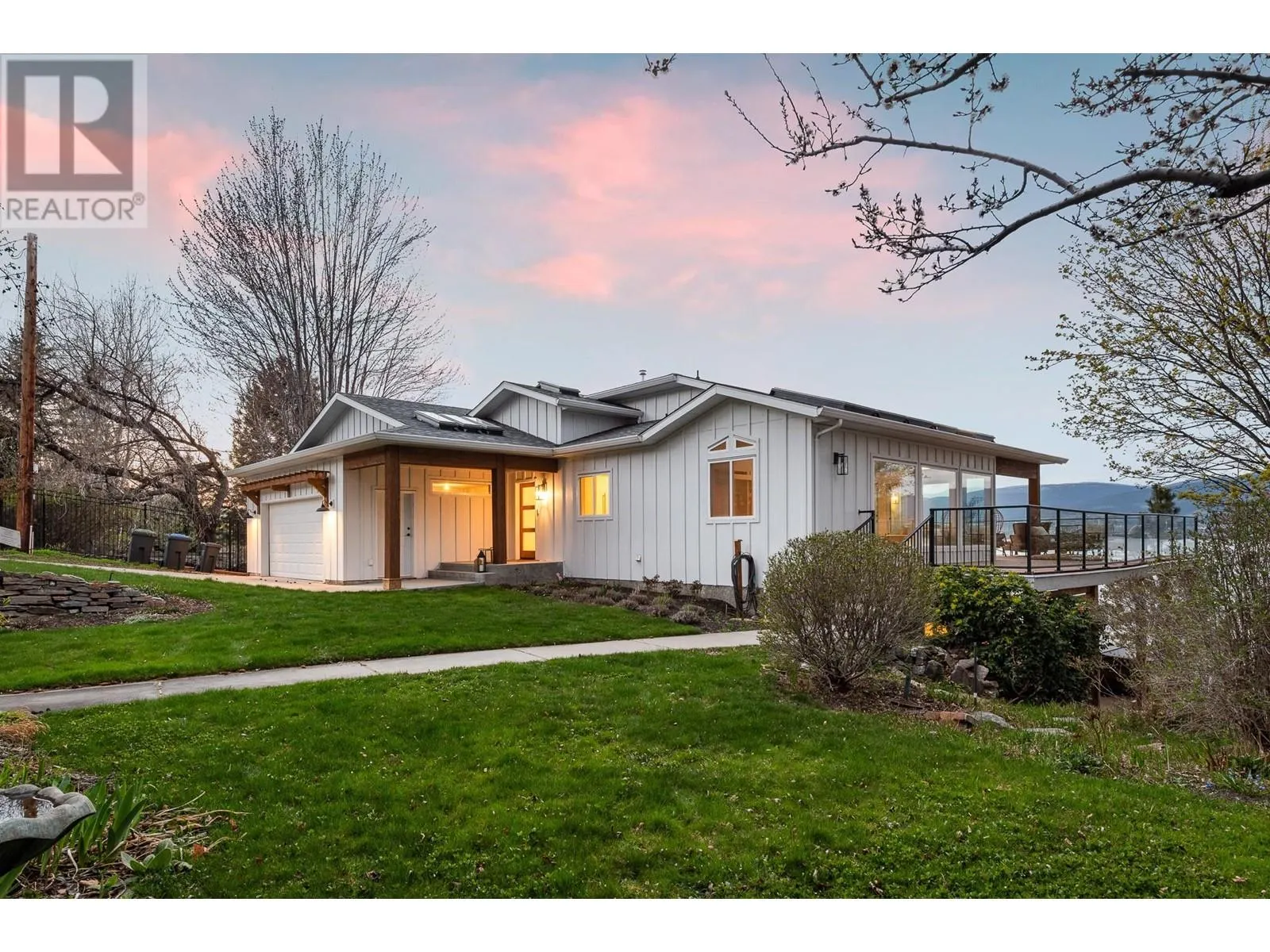 5538 Lakeshore Road