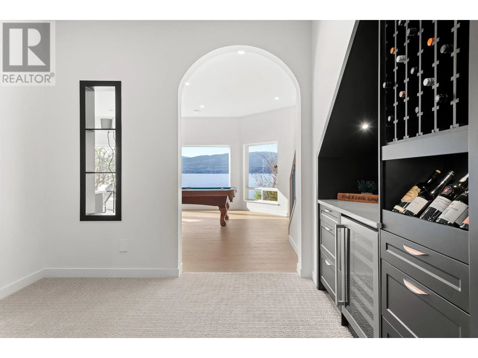5538 Lakeshore Road