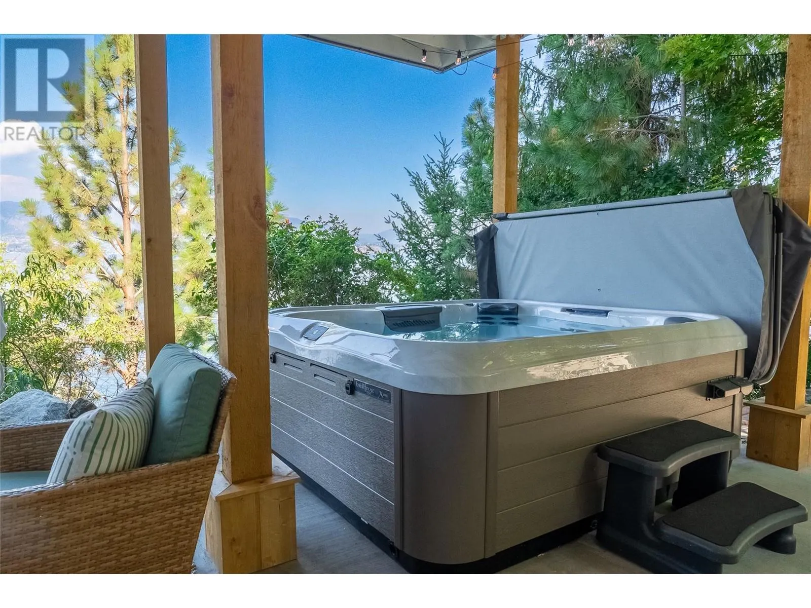 5538 Lakeshore Road