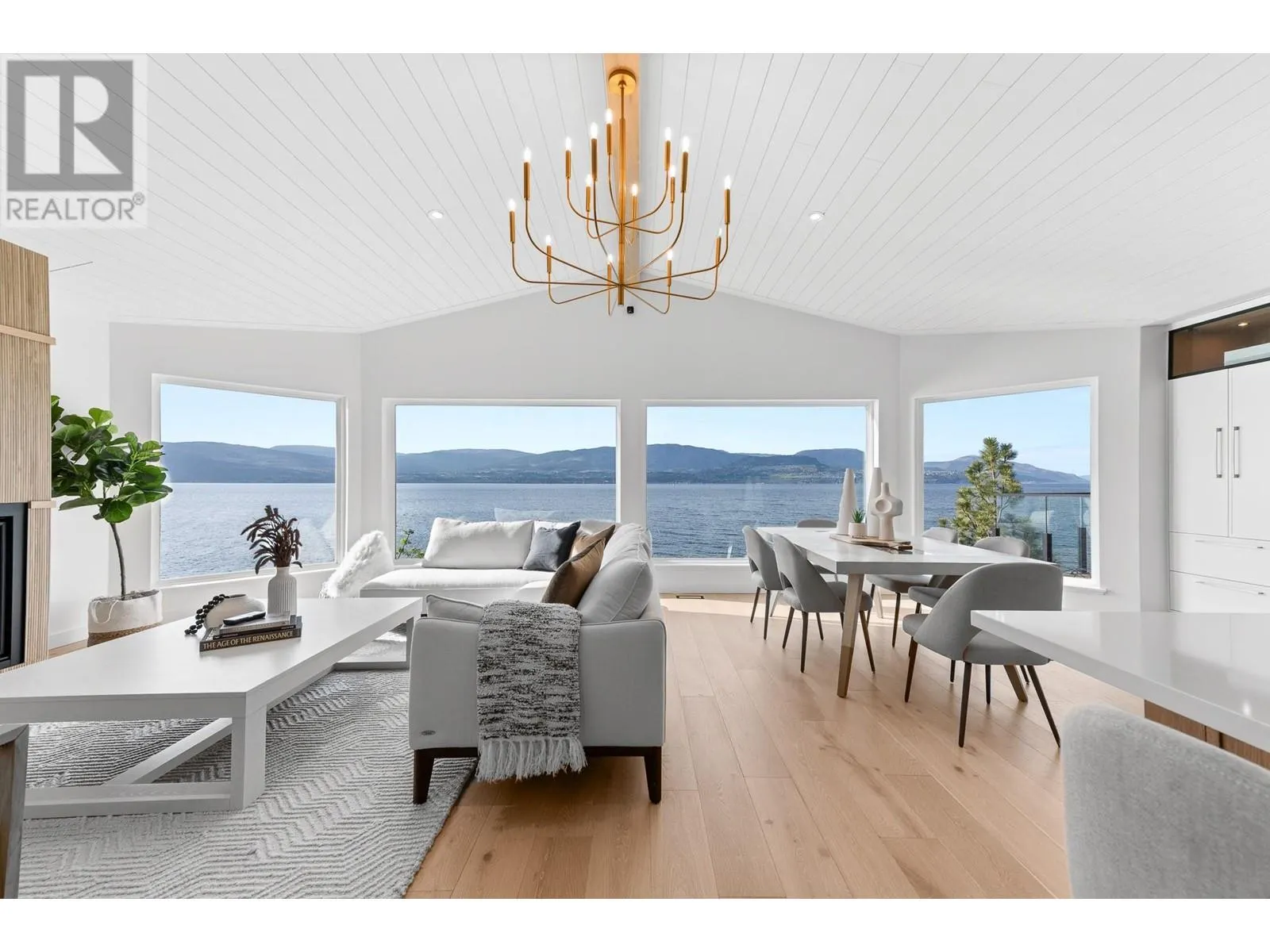 5538 Lakeshore Road
