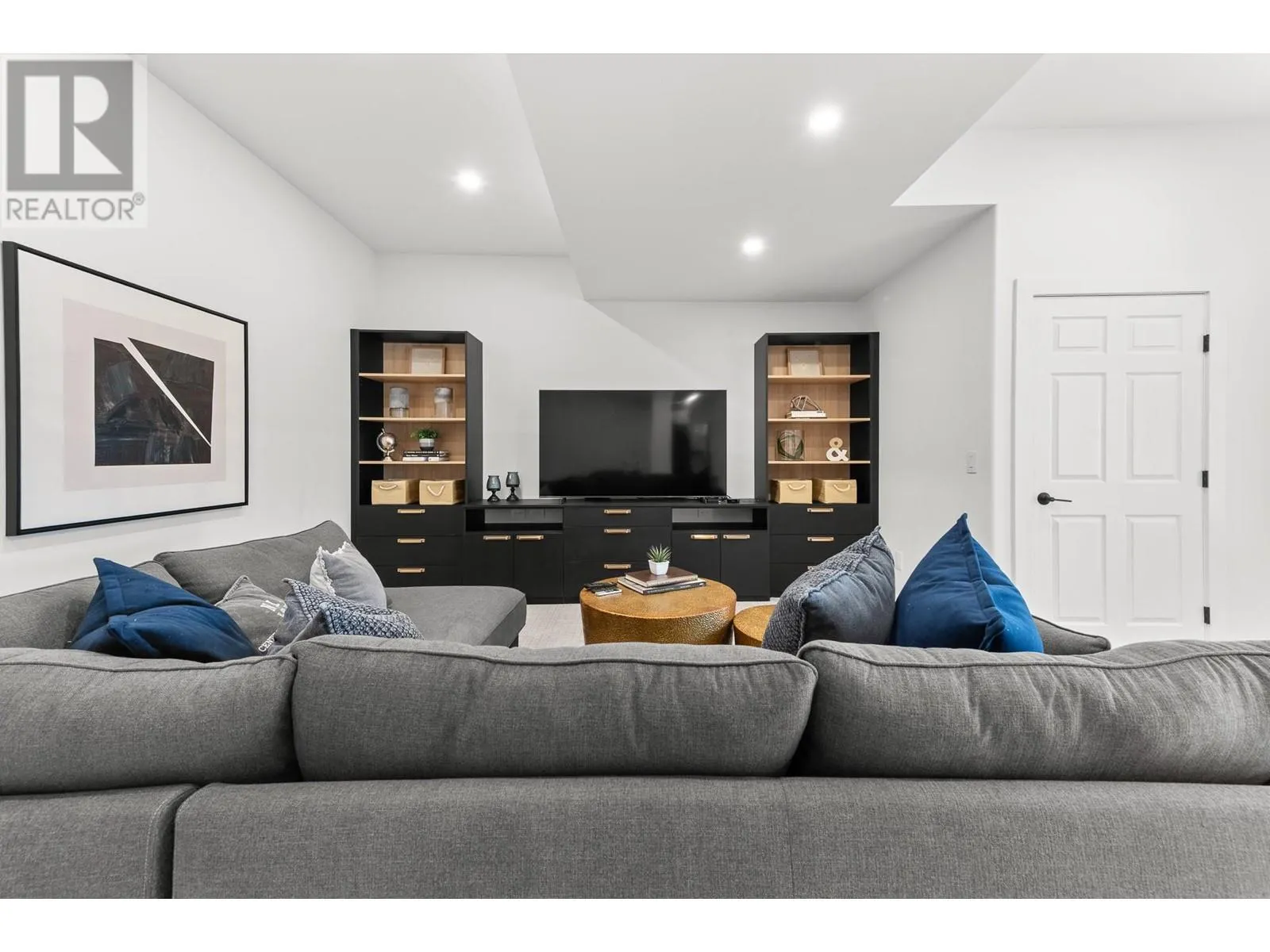 5538 Lakeshore Road