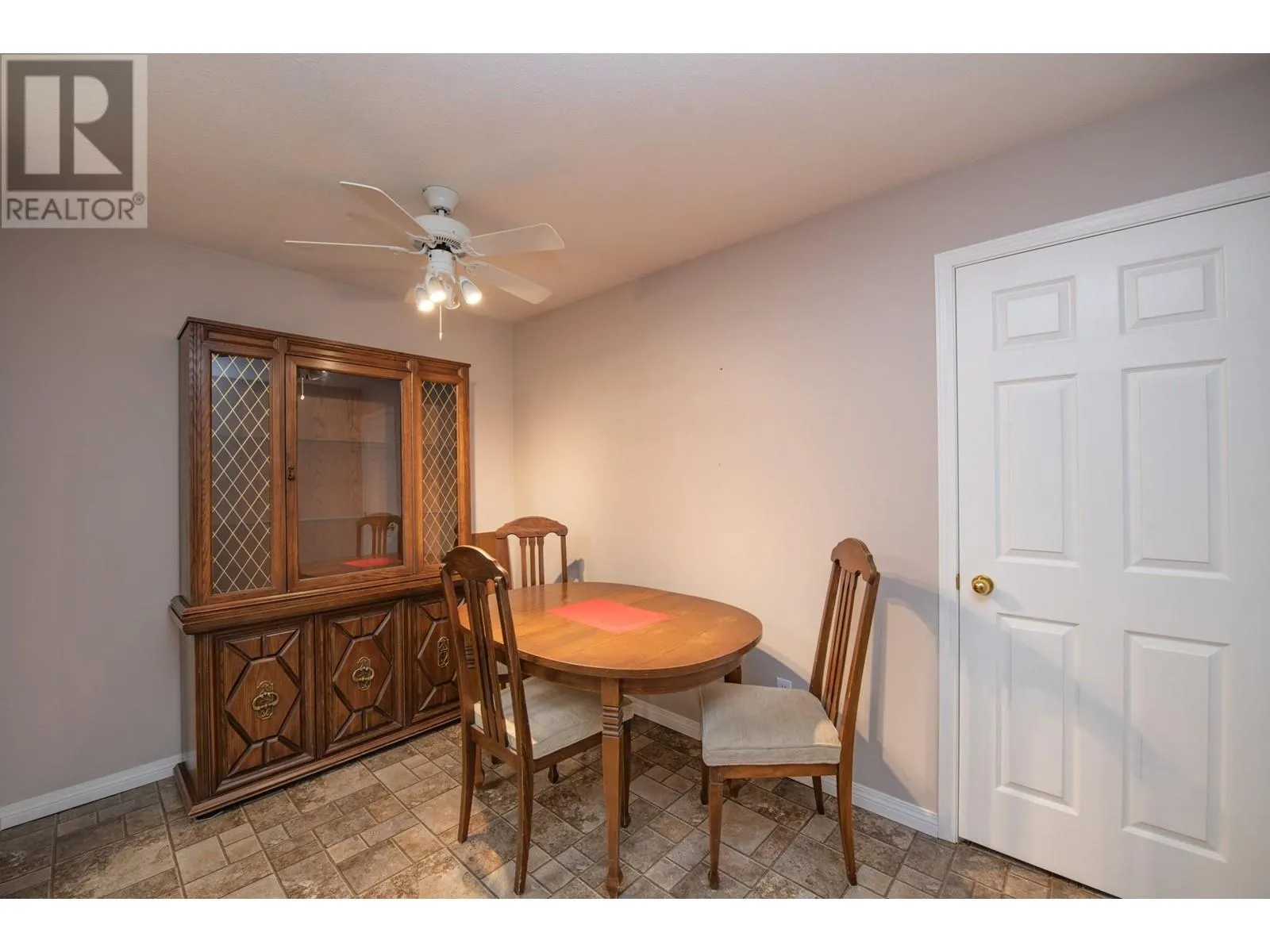 3609 30 Avenue Unit# 208