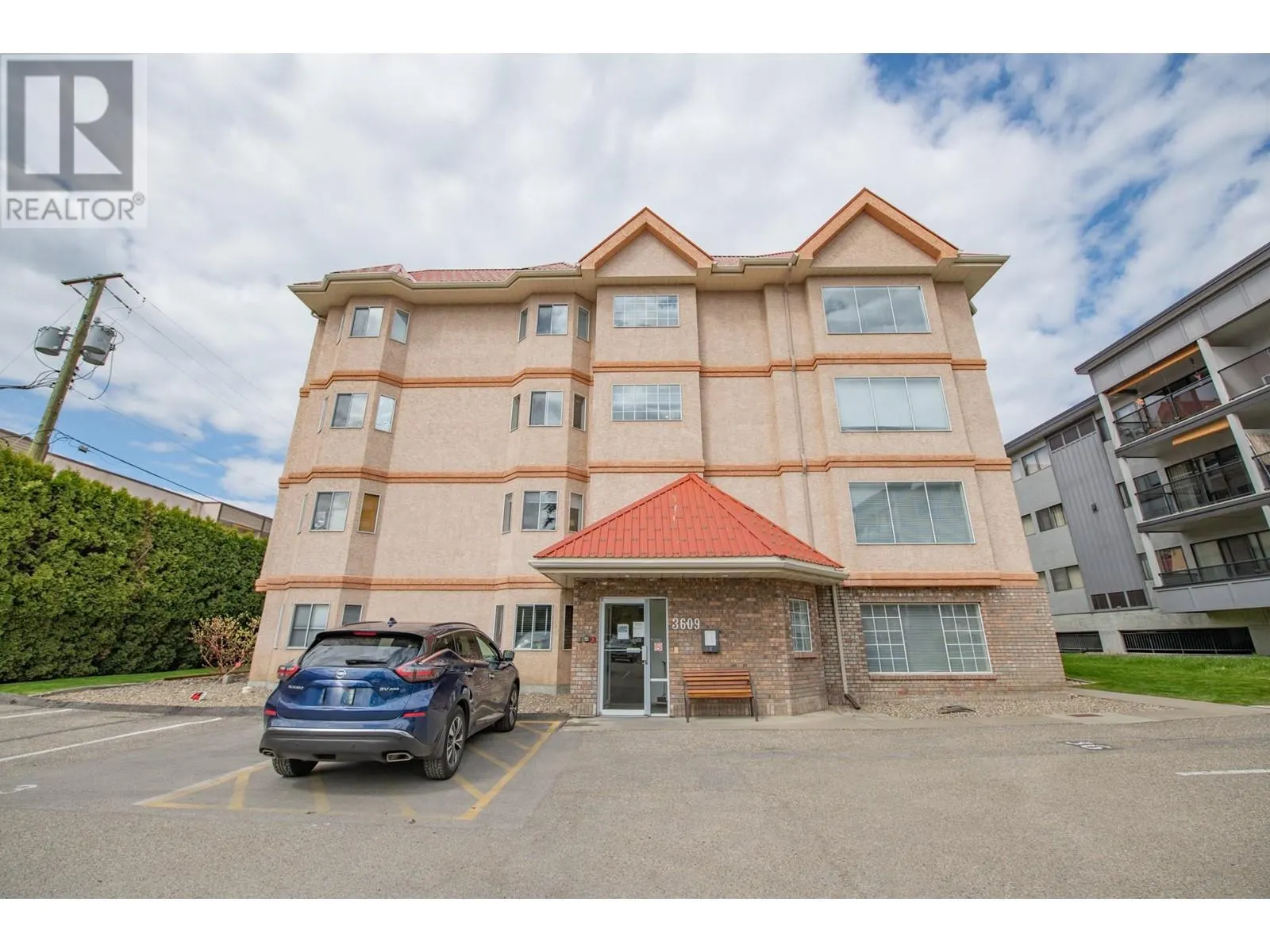 3609 30 Avenue Unit# 208