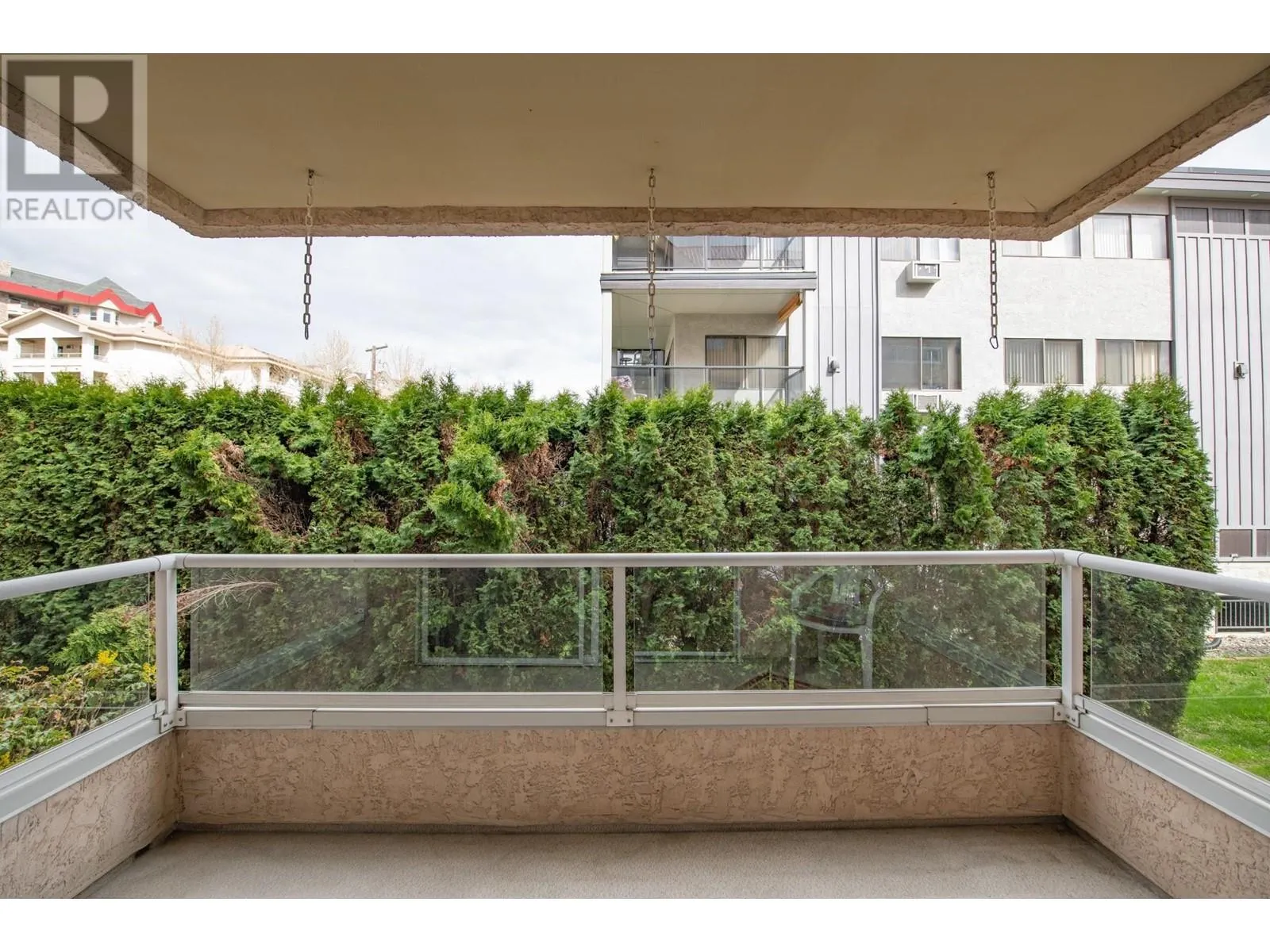 3609 30 Avenue Unit# 208