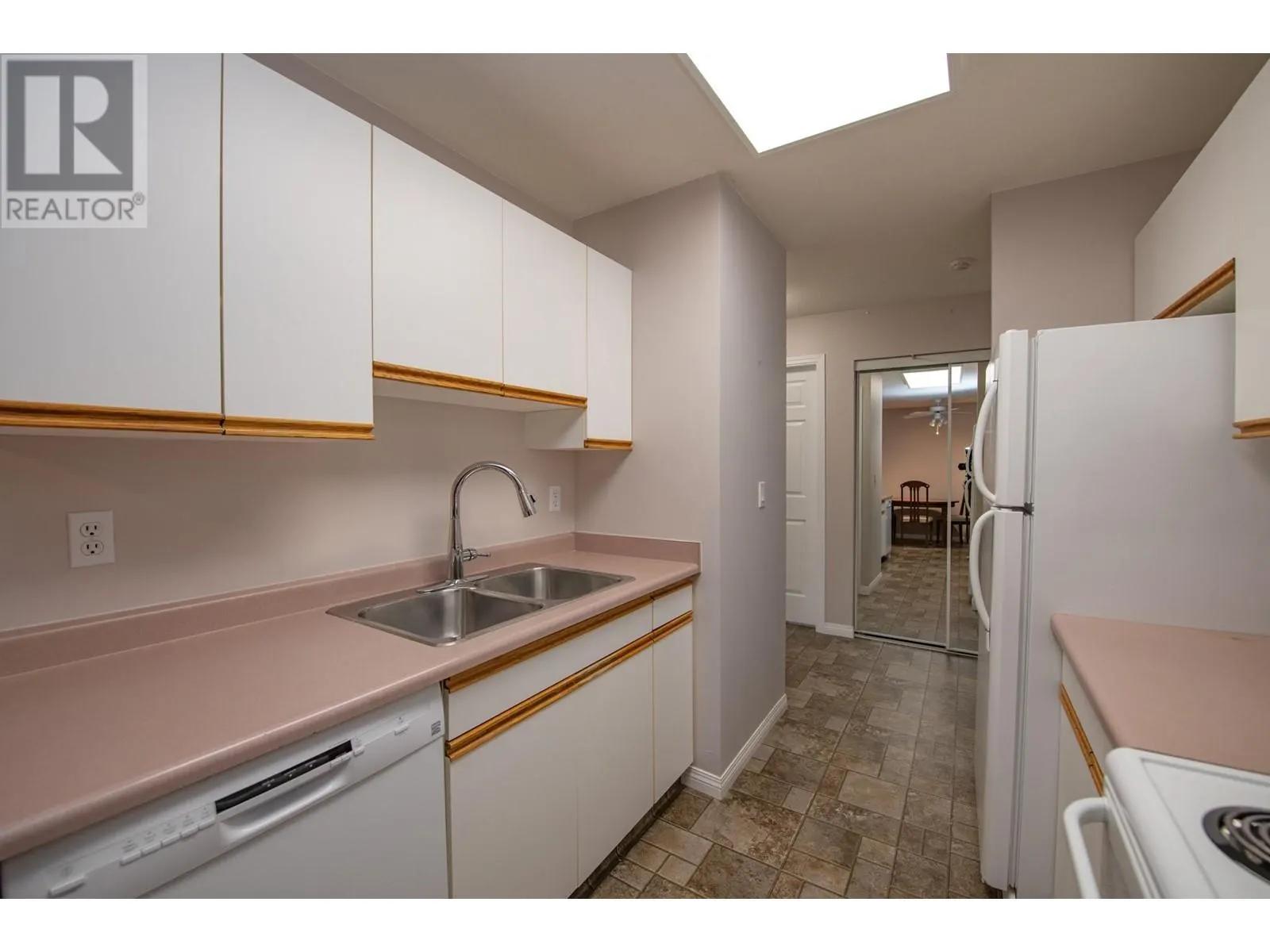 3609 30 Avenue Unit# 208