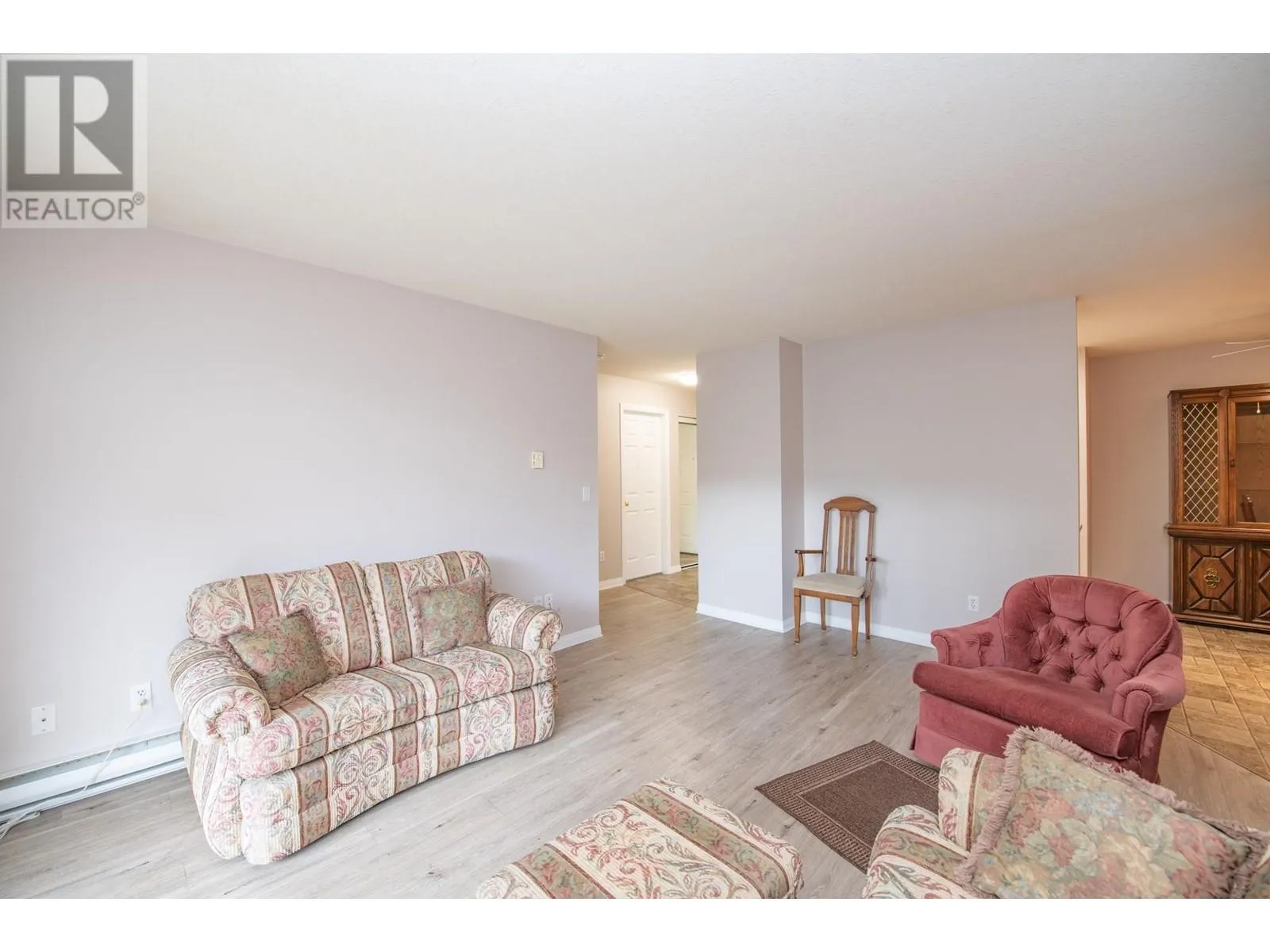 3609 30 Avenue Unit# 208