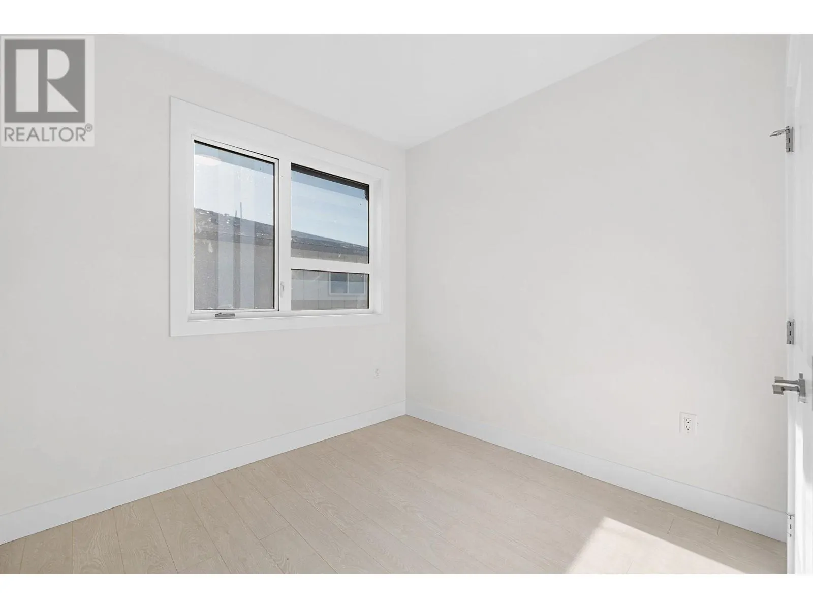 235 Taylor Road Unit# 8