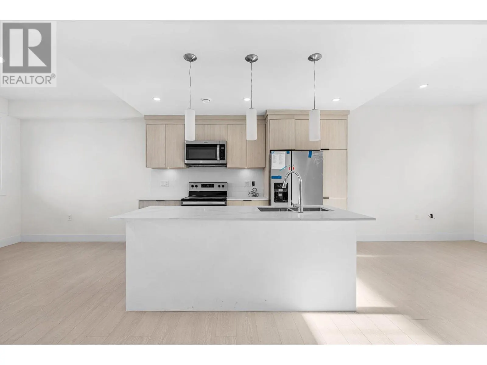 235 Taylor Road Unit# 8