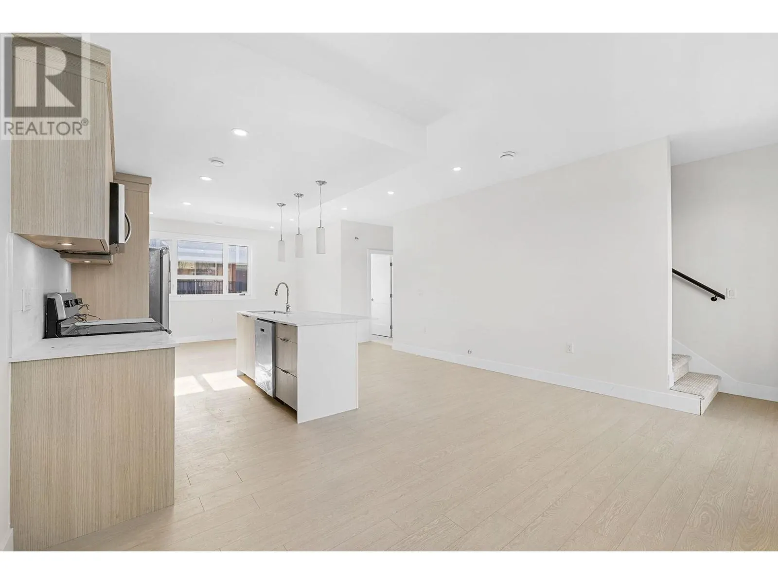 235 Taylor Road Unit# 8