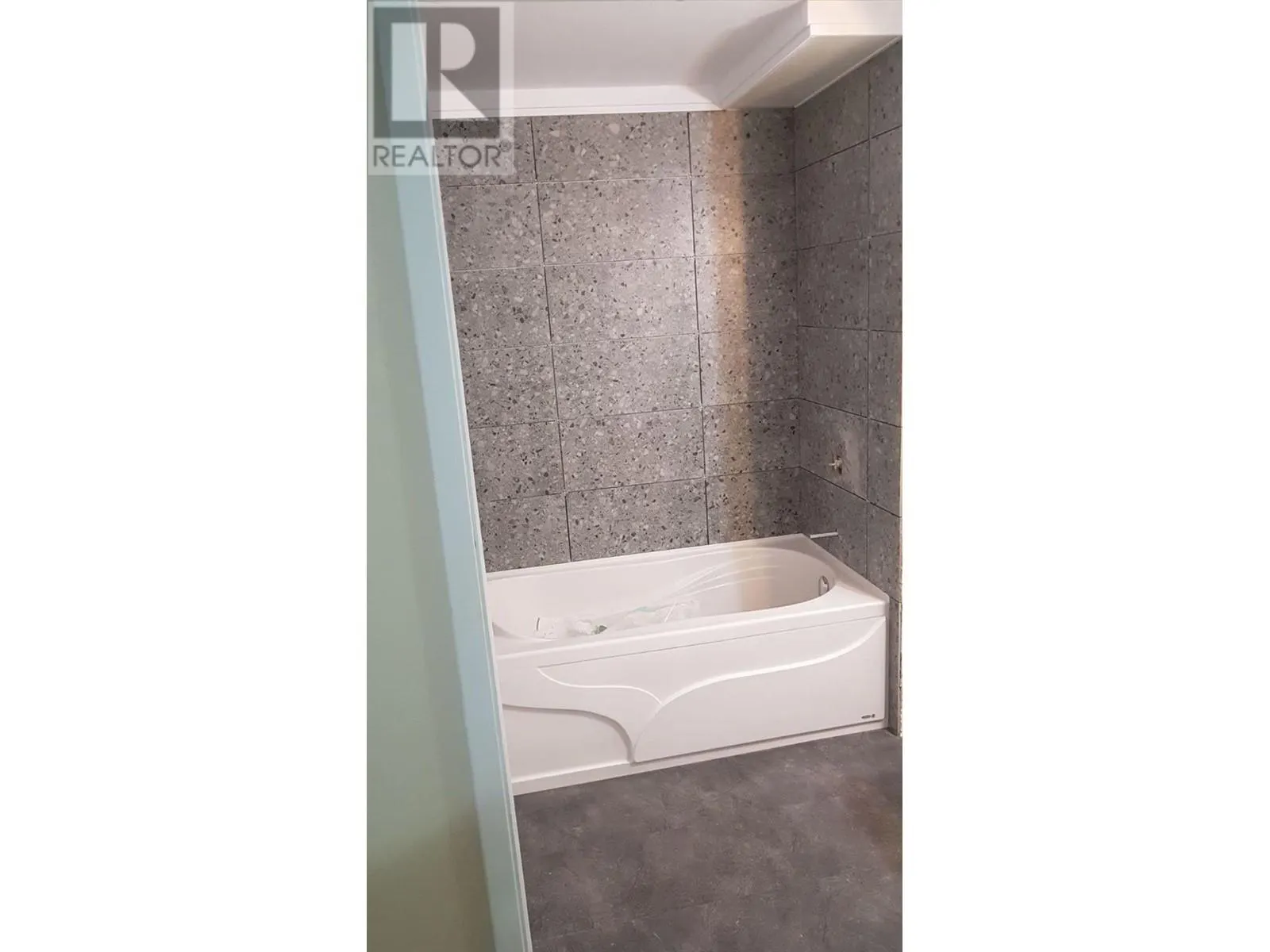 1221 TRANQUILLE Road