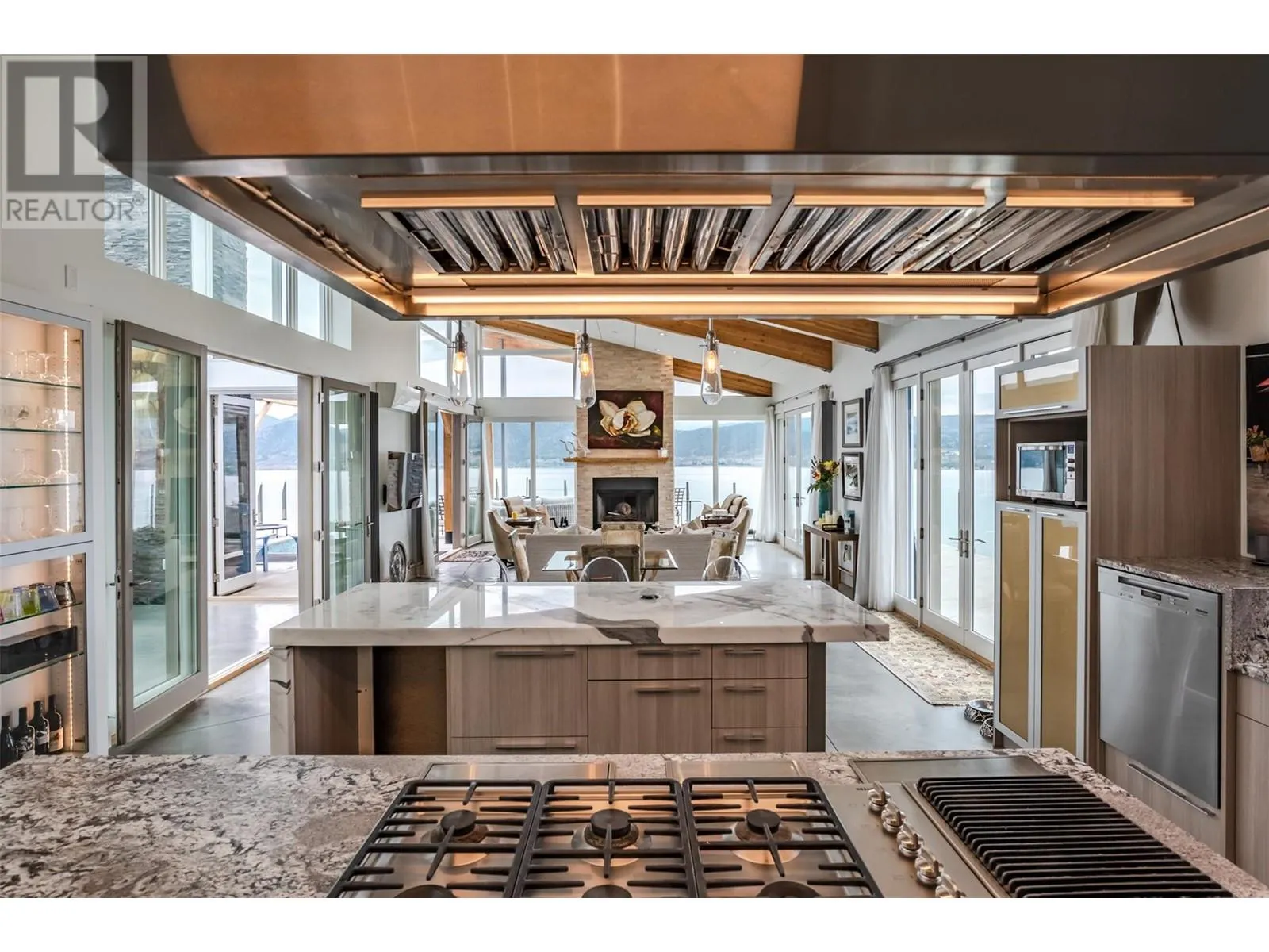 2185 NARAMATA Road