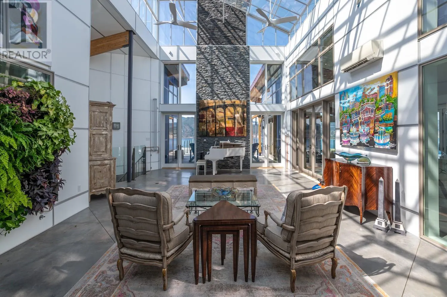 2185 NARAMATA Road