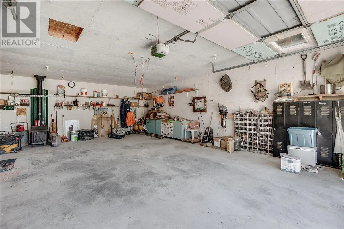 7465 Broadwater Road
