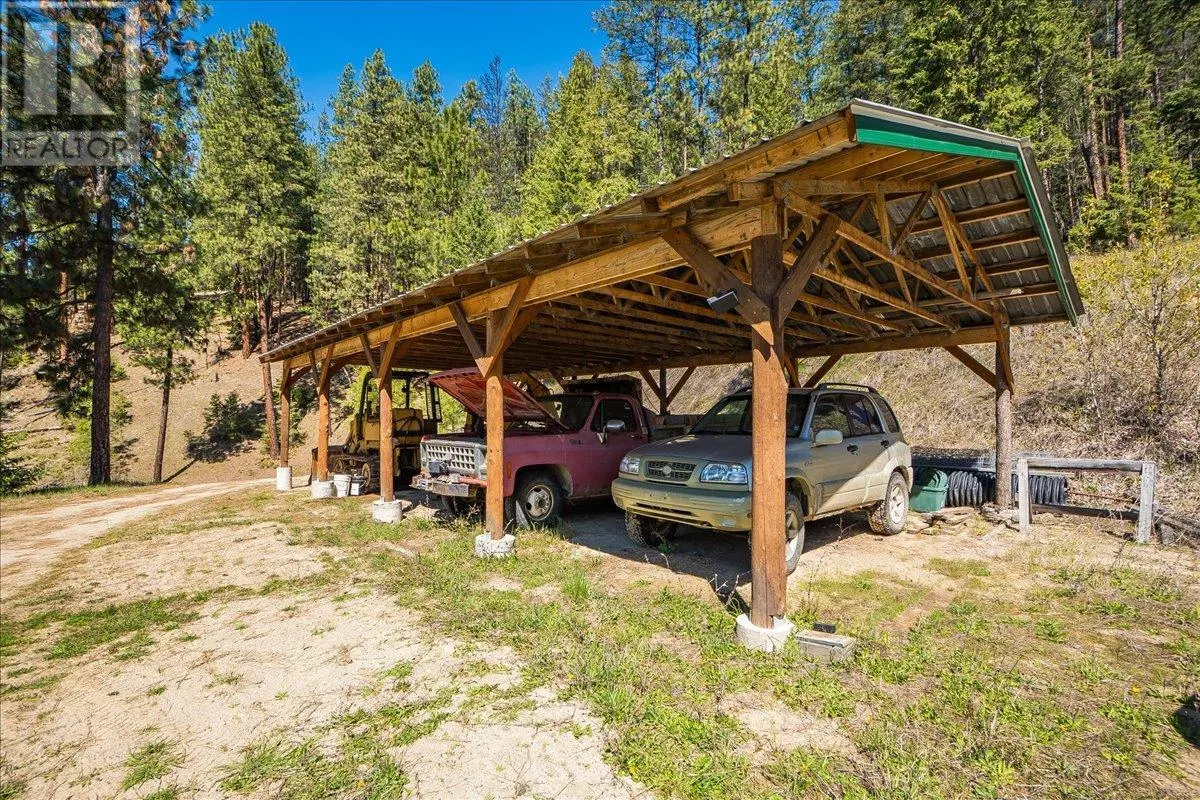 7465 Broadwater Road