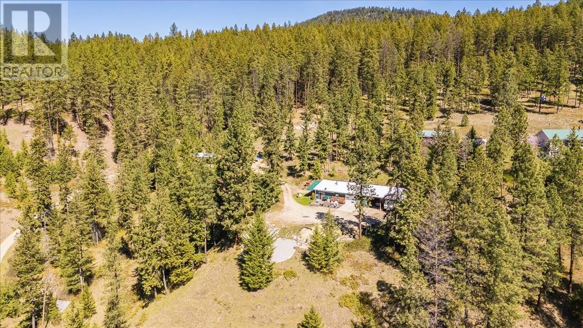 7465 Broadwater Road