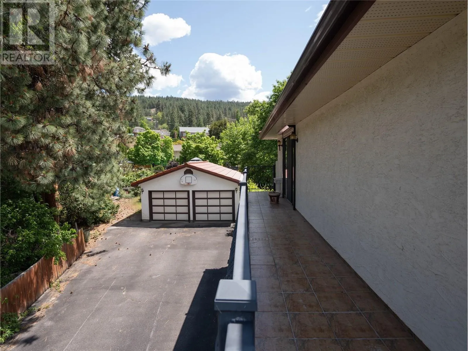 3030 Ponderosa Drive