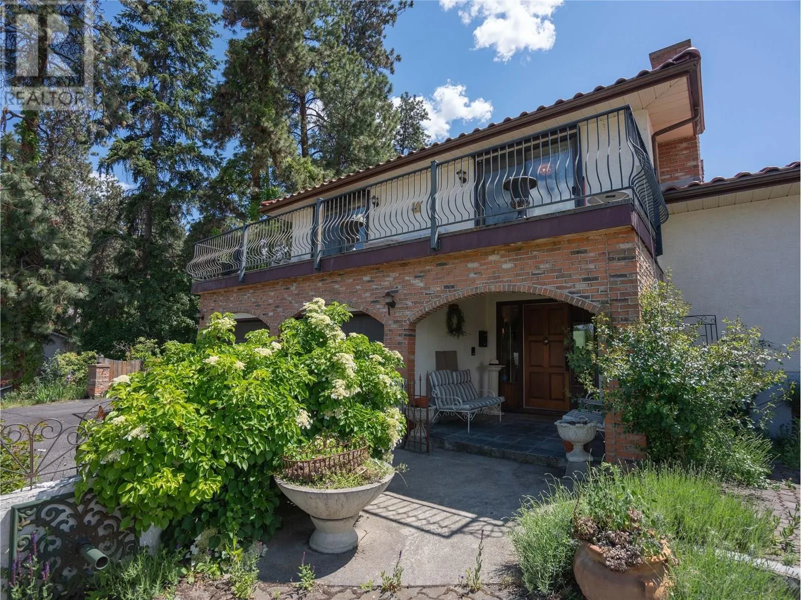 3030 Ponderosa Drive