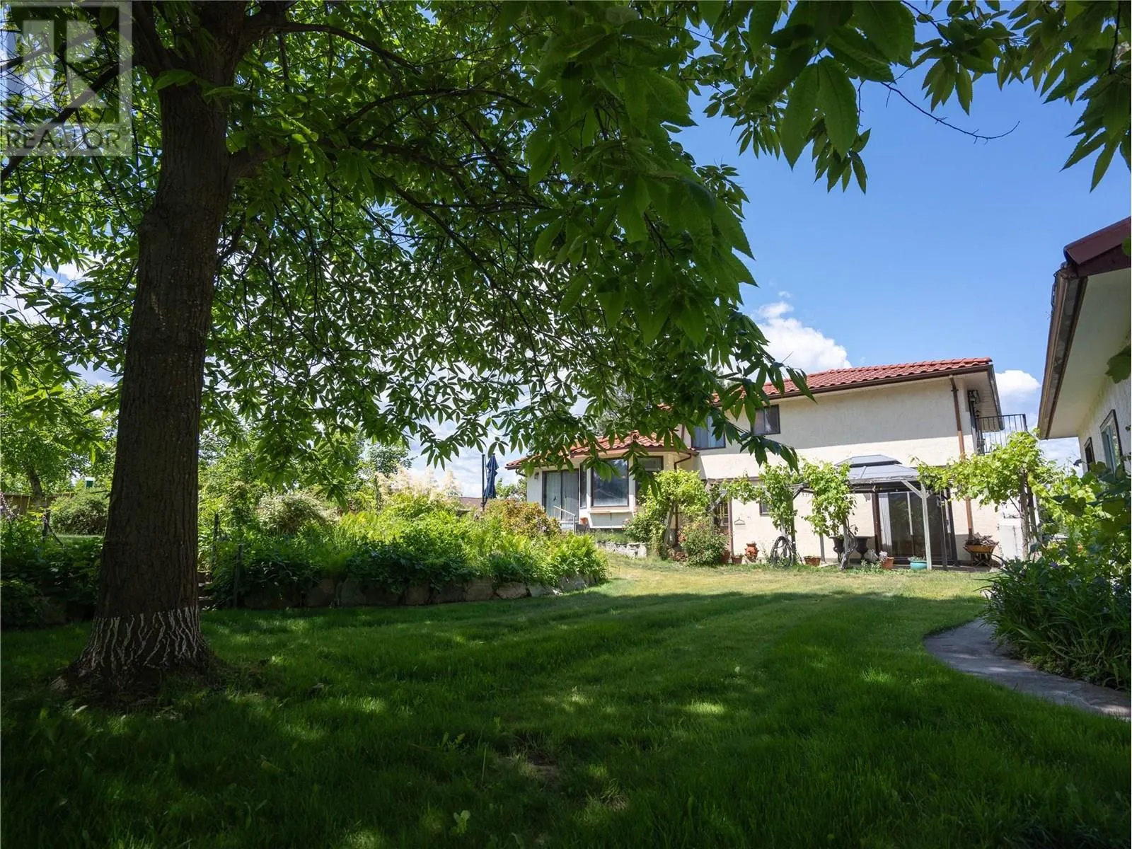 3030 Ponderosa Drive