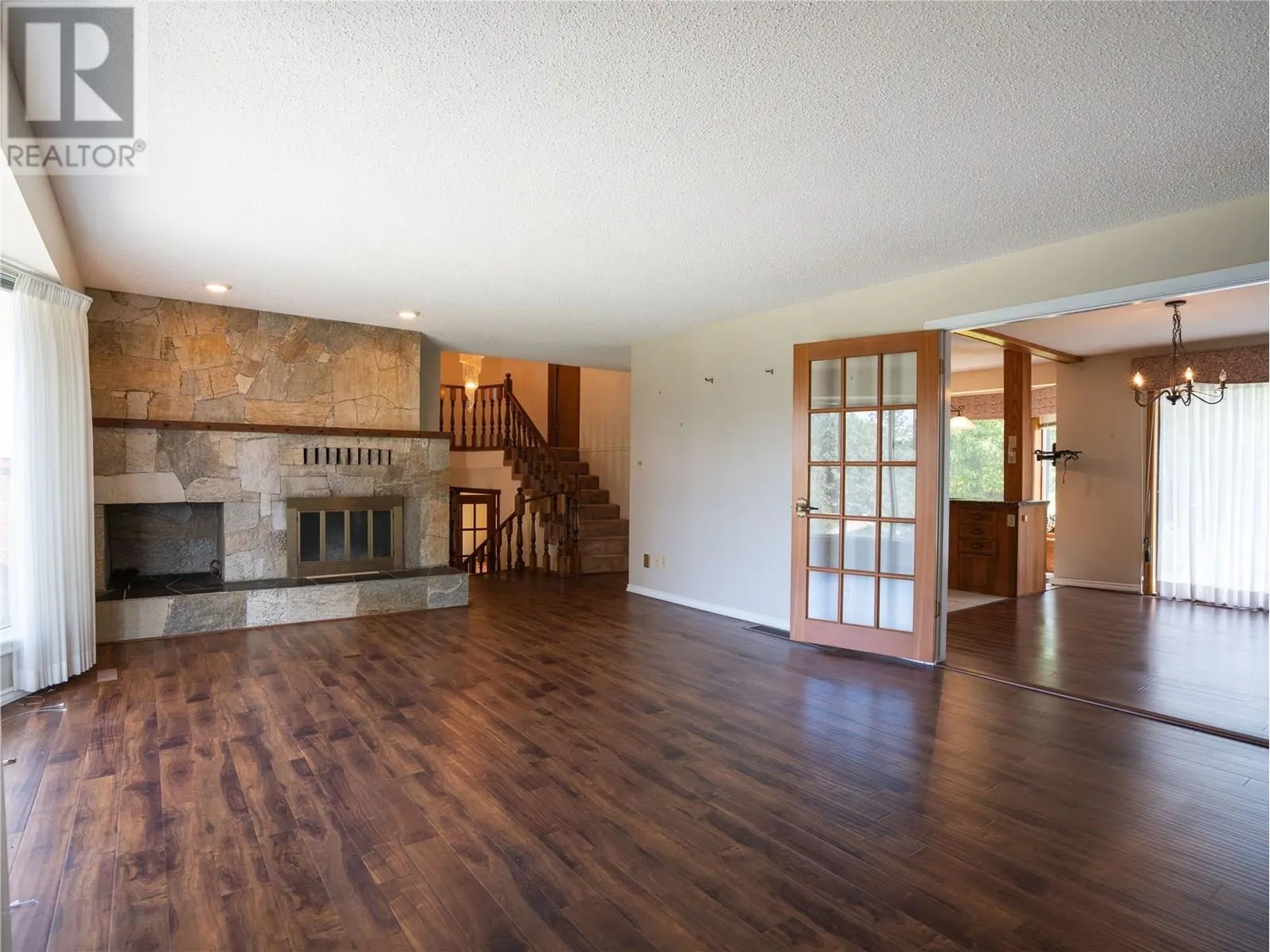 3030 Ponderosa Drive