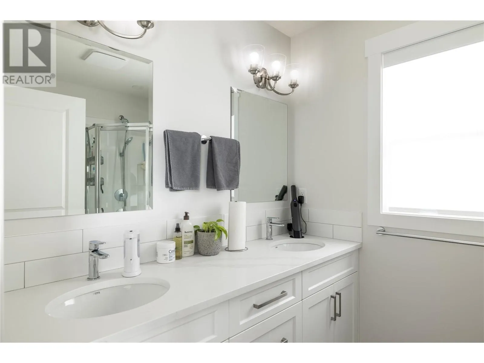 1999 15 Avenue Unit# 25