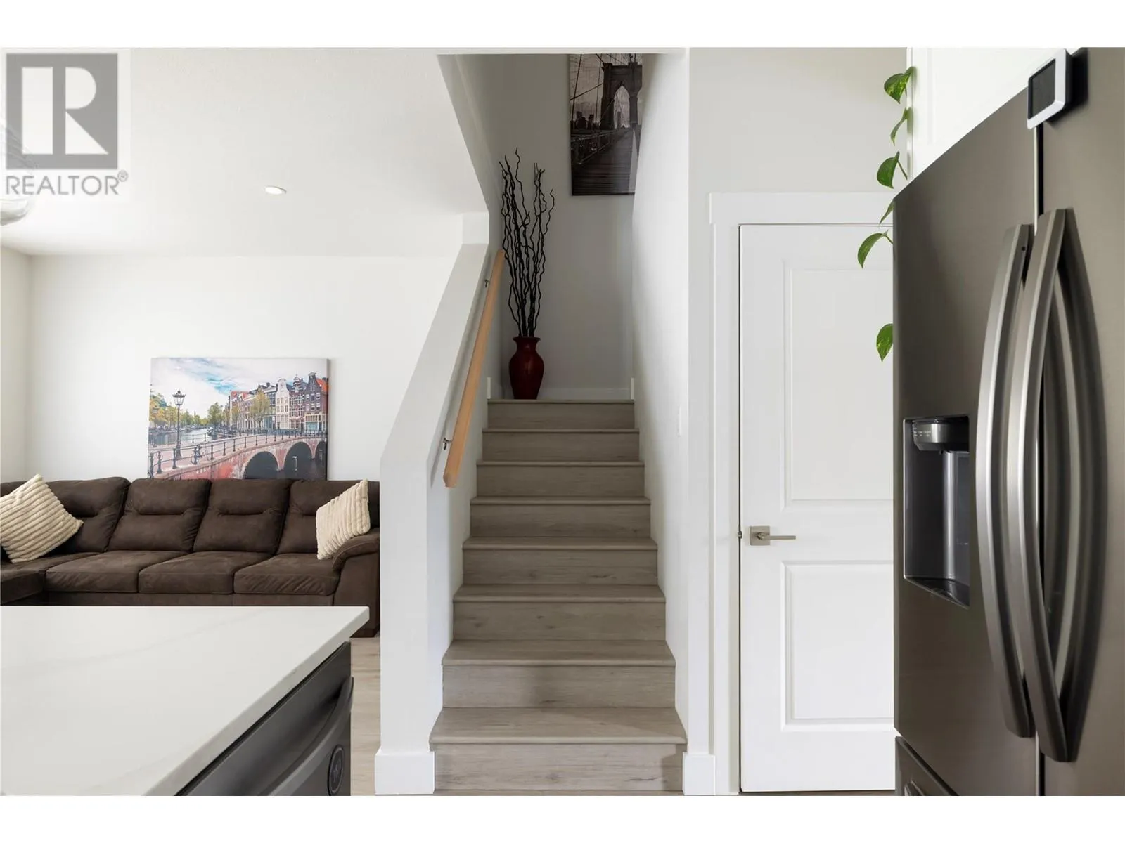 1999 15 Avenue Unit# 25