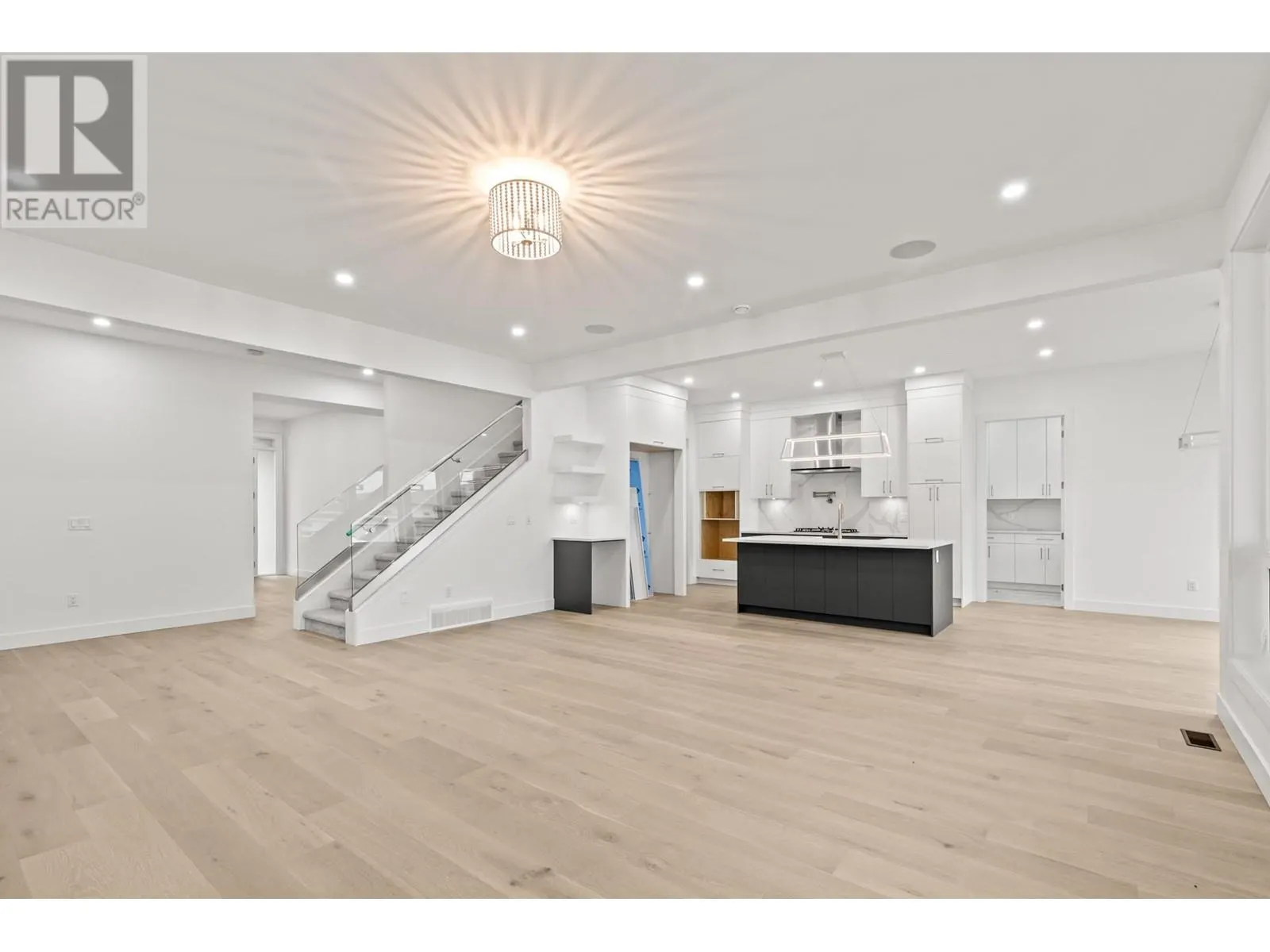 2157 Kentucky Crescent