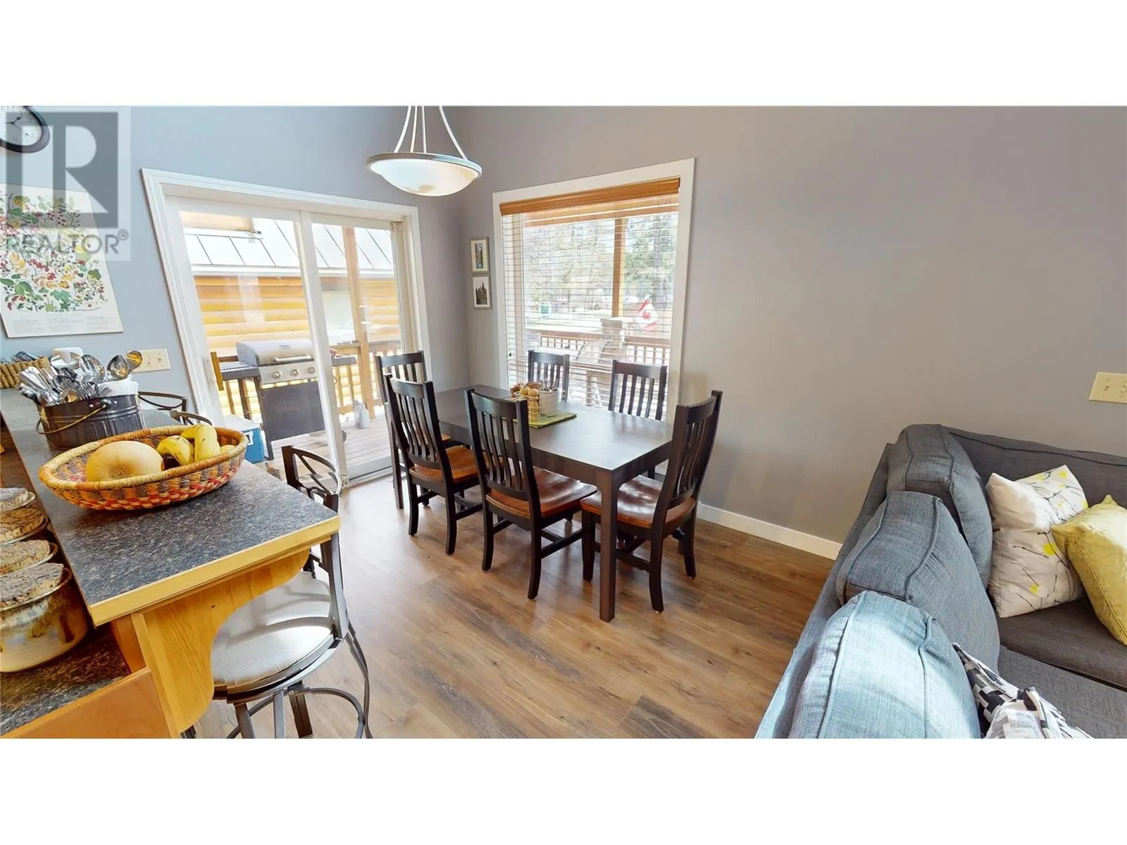 4868 RIVERVIEW Drive Unit# 8